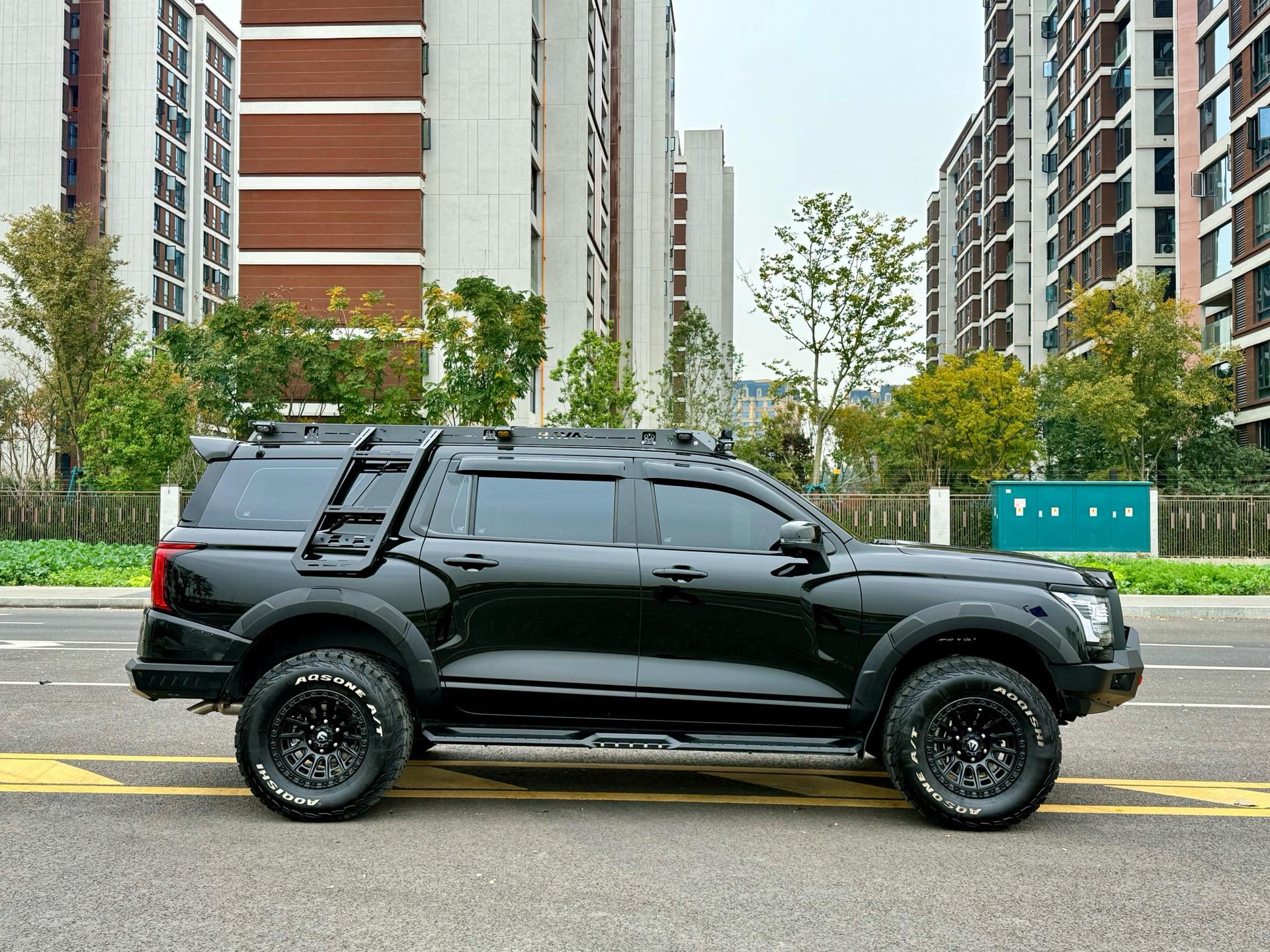 Haval 2023 H5 2.0T Four-Wheel-Drive Diesel Leading Innovation photo 5