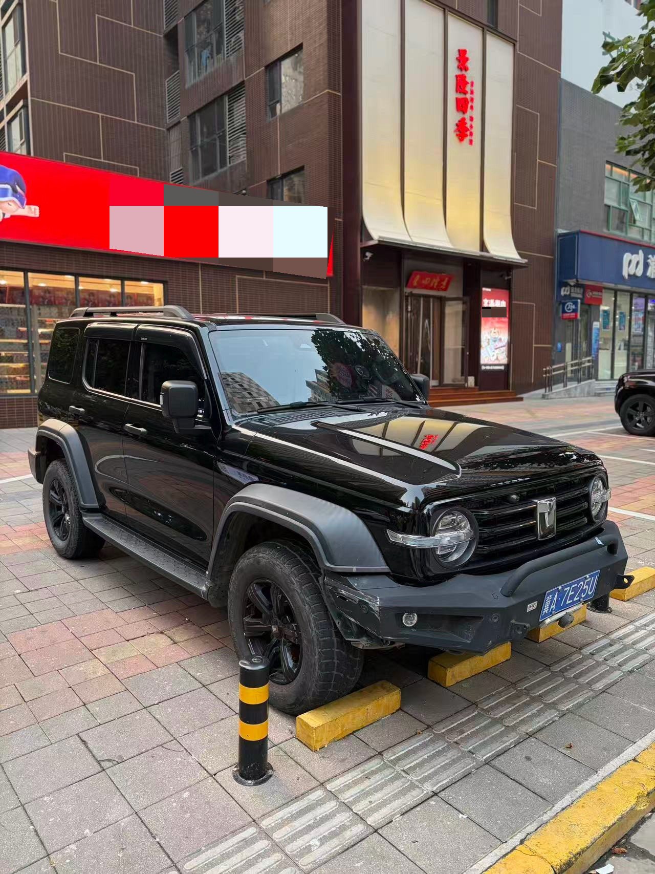 TANK Tank 300 2.0T Off-Road Edition Conqueror photo 2