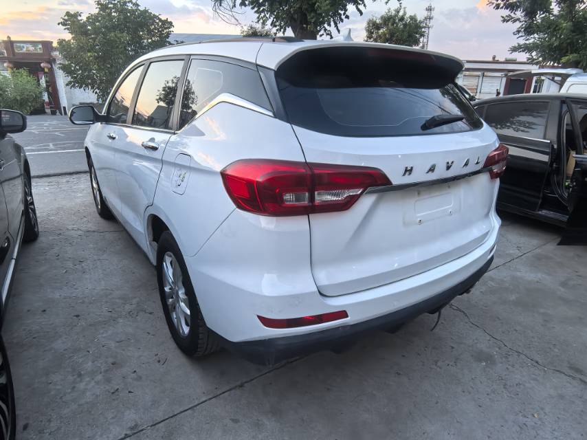 Haval M6 1.5T 2WD Elite photo 3
