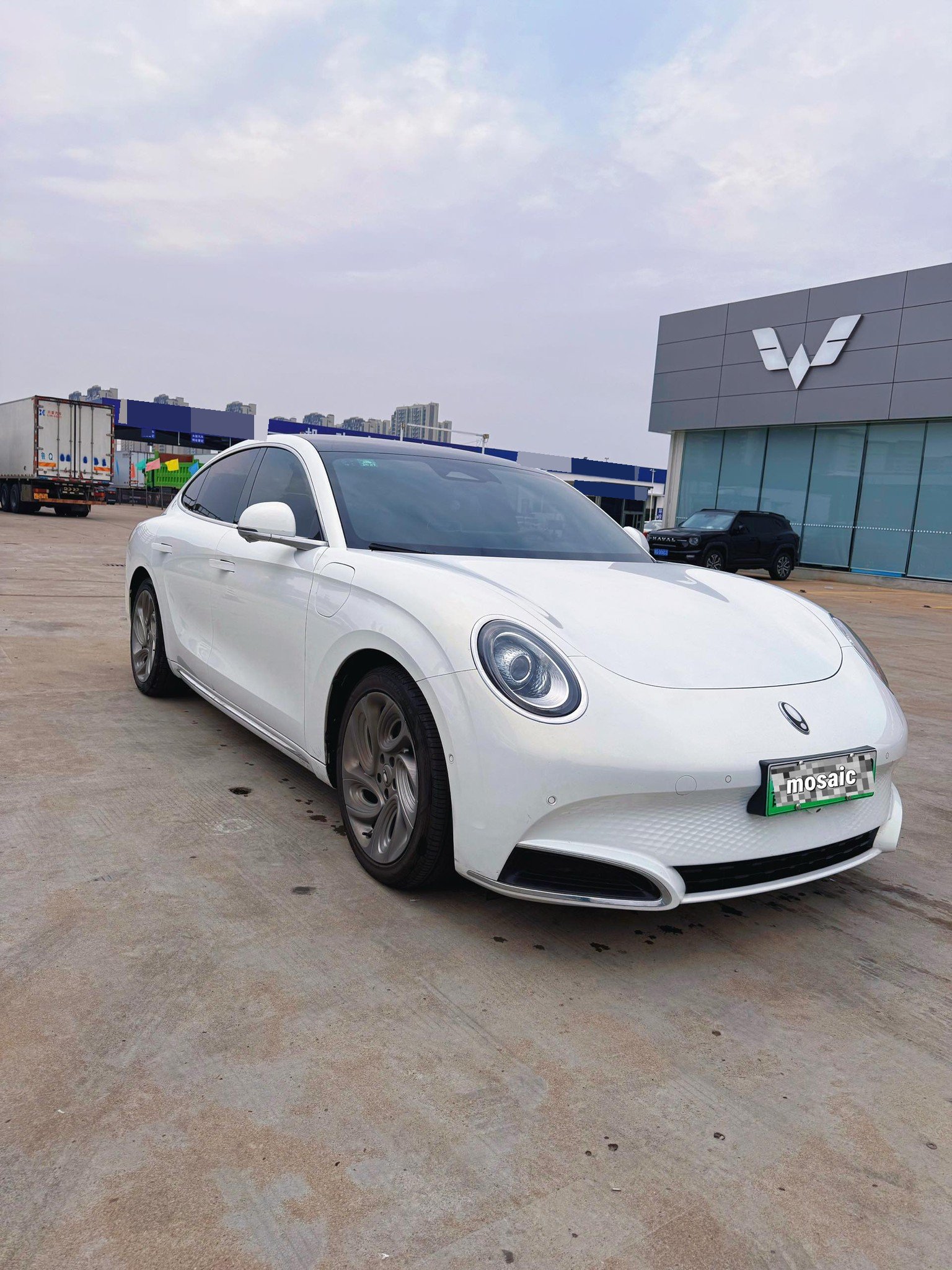 Foto del ORA ORA Lightning Cat 555 km Prestige Edition 2