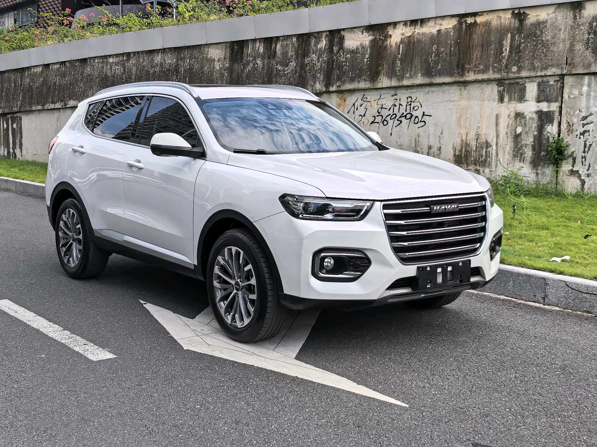Haval 2020 H6 1.5GDIT Platinum Luxury Version photo 3