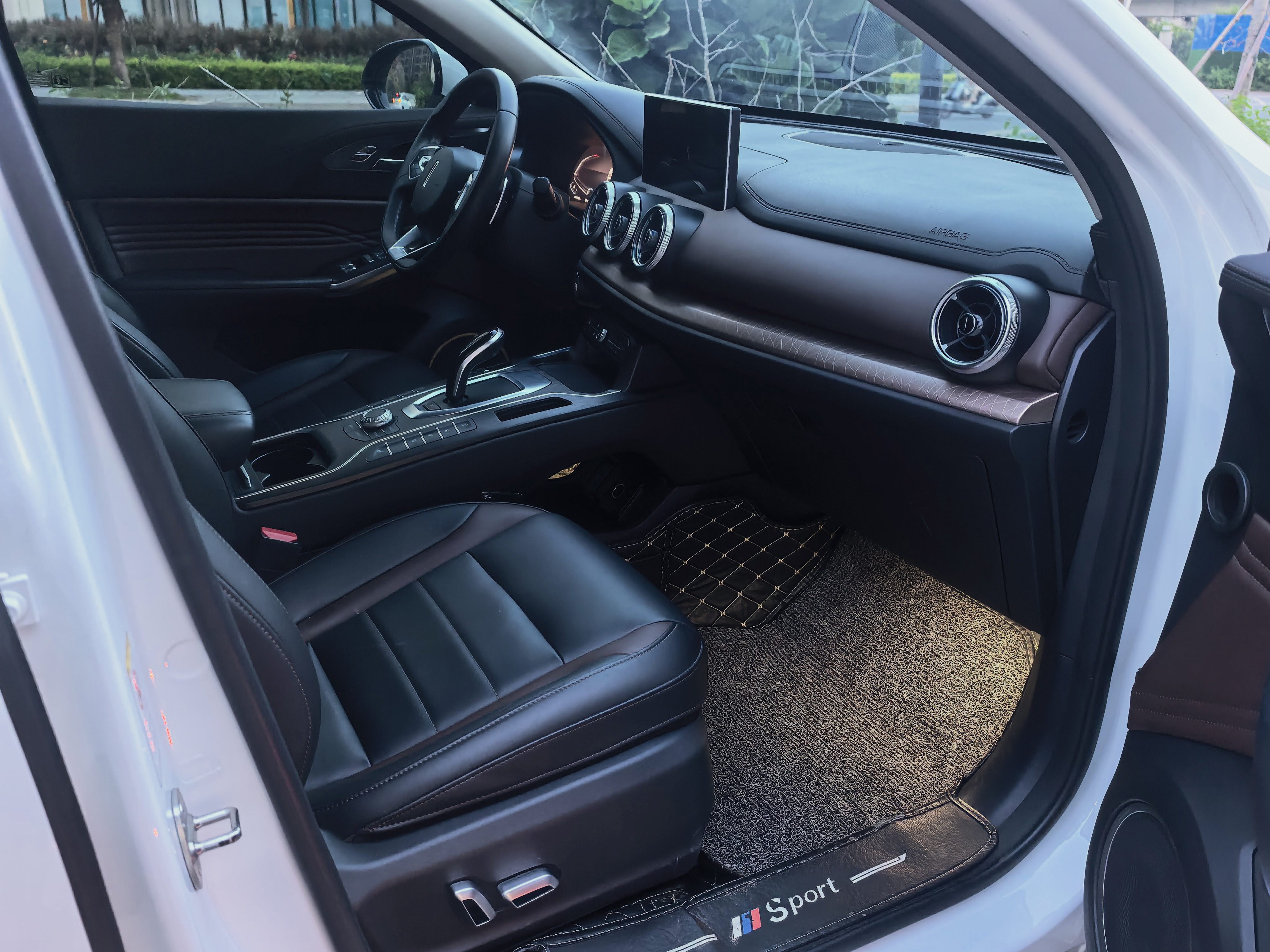 WEY 2020 VV5 1.5T 2WD Smart Pioneer photo 4