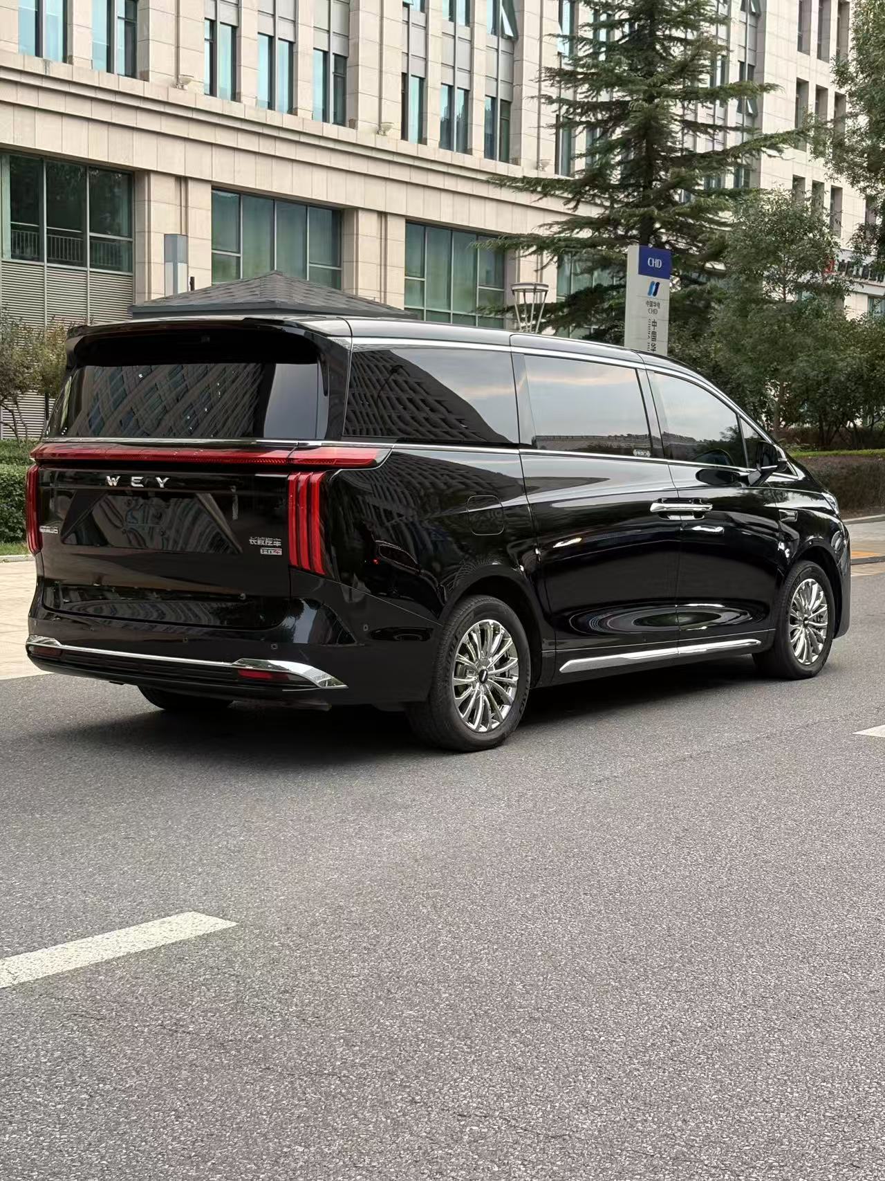 Foto WEY 2025 Gaoshan 8 Hi4 1.5T Four-Wheel Drive Version 3