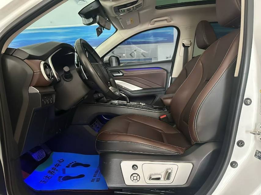 WEY 2021 VV6 2.0T FWD Intelligent Protection+ photo 4