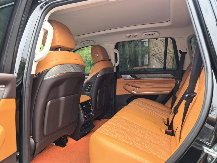 TANK 2023 Tank 500 48V 3.0T Business Edition Realm-Building Edition 5-seater photo 4
