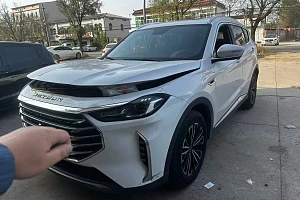 https://img.jytche.com/user/1760043/car/image/6ad1dbdccbdc3/1792138204926789_53367680_app_M_1.04M-511.43K_parse_parse_parse.jpeg?x-oss-process=style/thumbnail