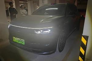 https://img.jytche.com/user/176989/car/image/6ad337b774389/1792227255395952_53985122_app_S_766.54K-298.13K_parse_parse_parse.jpeg?x-oss-process=style/thumbnail