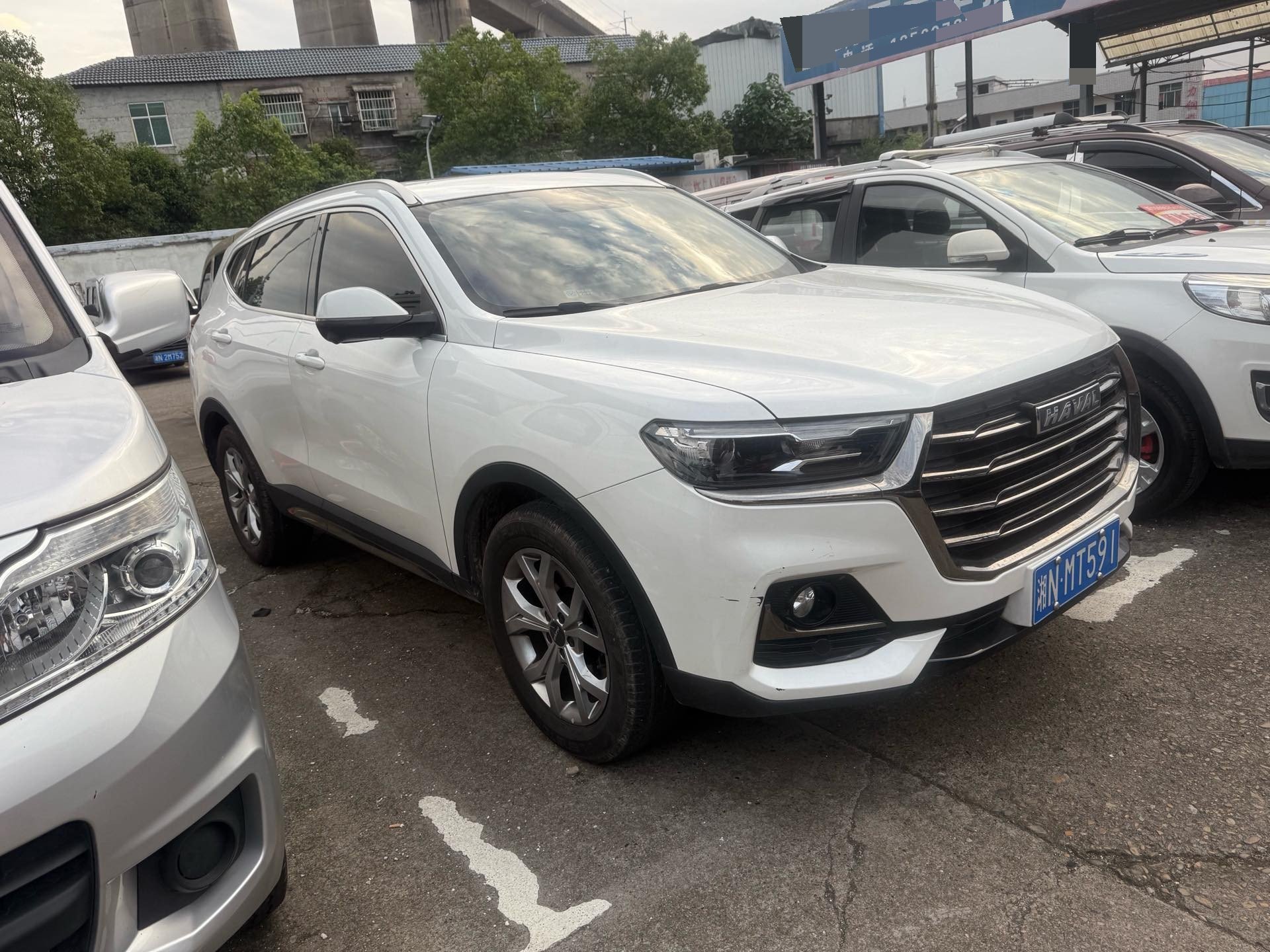 Haval 2021 H6 1.5T Urban Edition photo 4