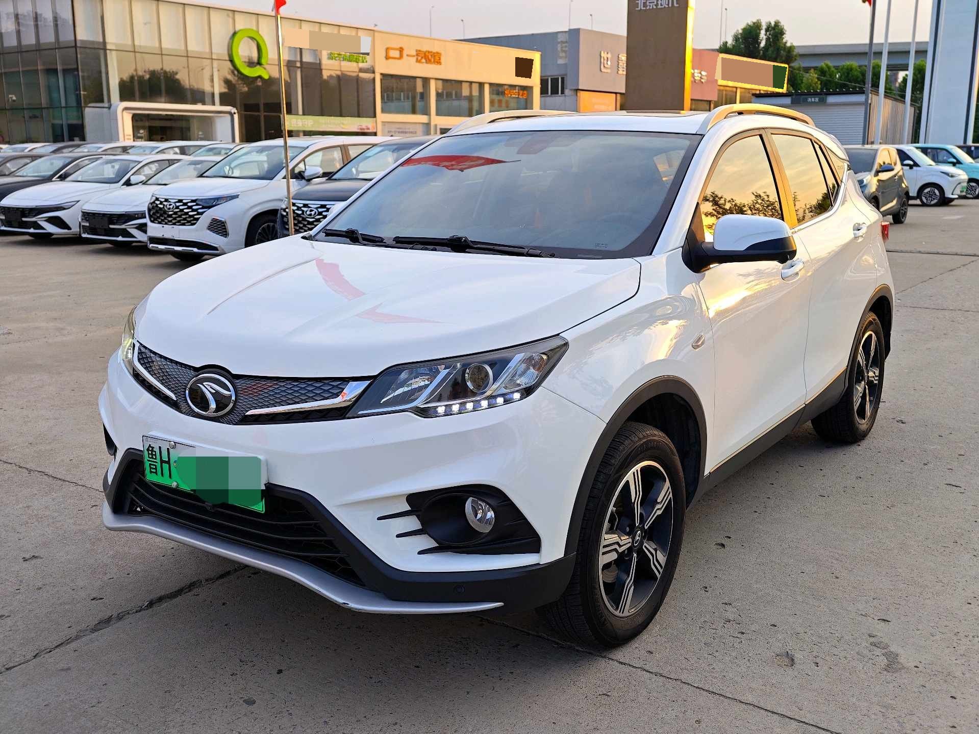 东南 DX3 新能源 2018款 DX3 EV EV400 旗舰版