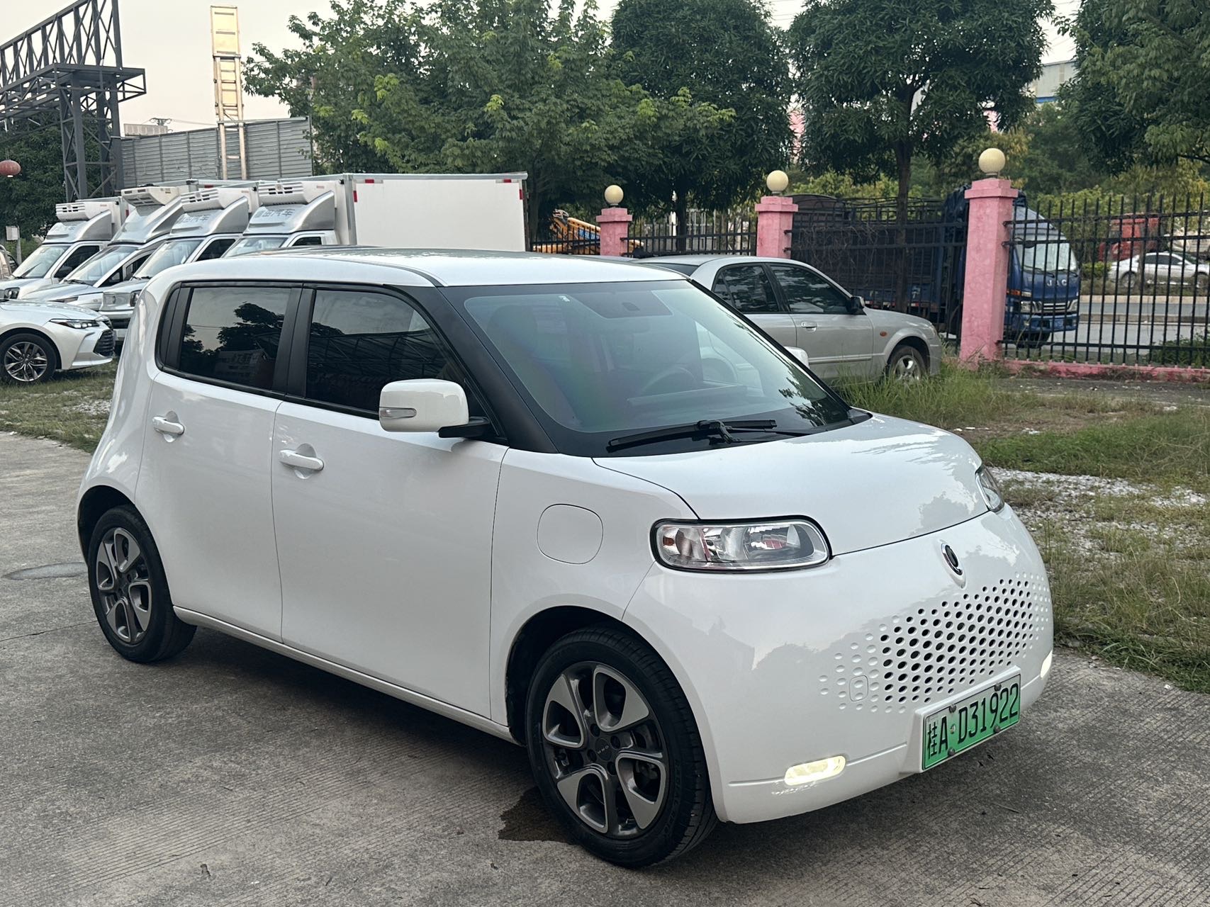 ORA 2020 R2 (White Cat) 305km Official Edition photo 3