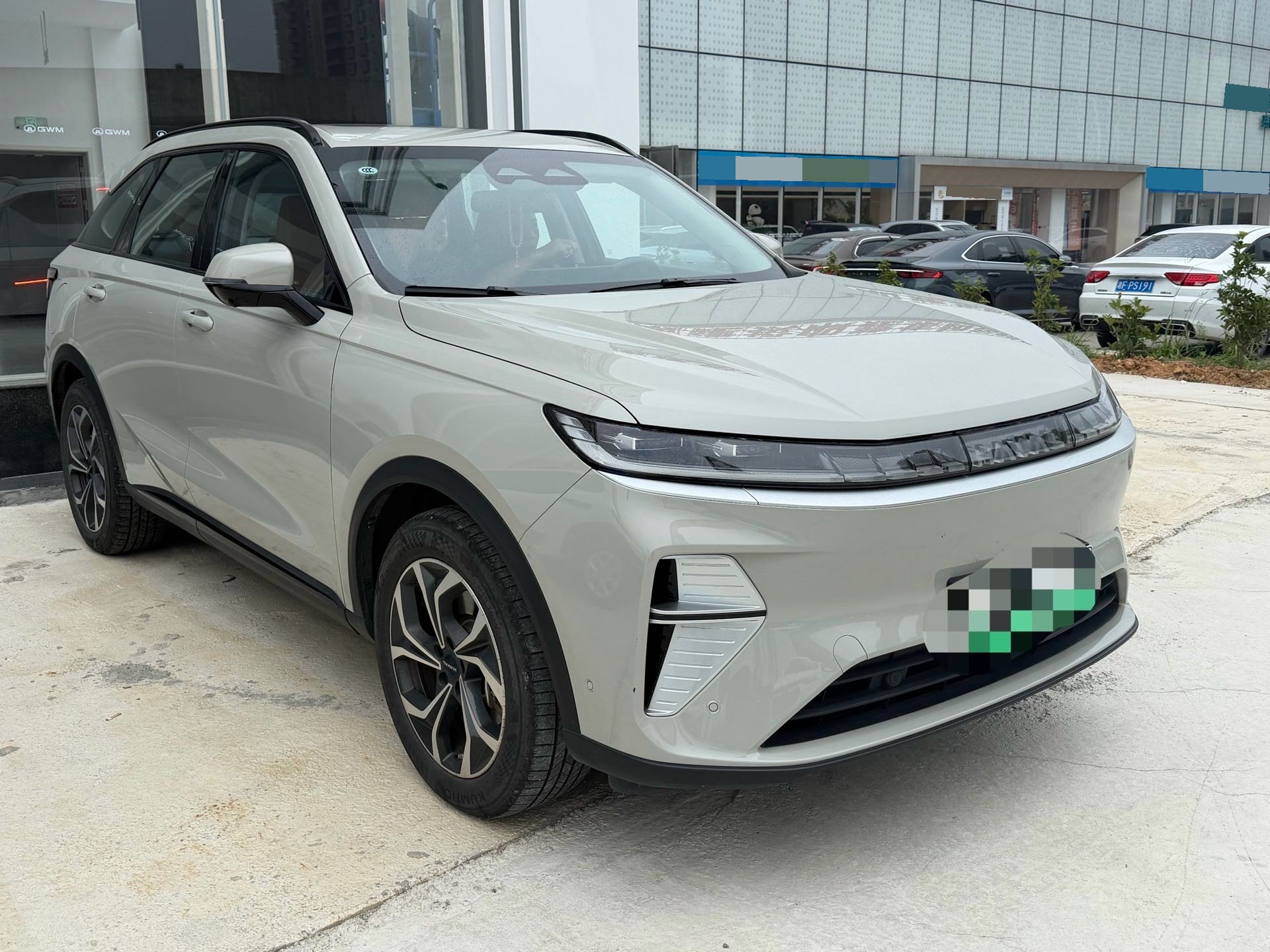 Photo du Haval Brave Dragon 2025 Xiaolong MAX 1.5 Hi4 165 Ultra Smart Driving Version 3