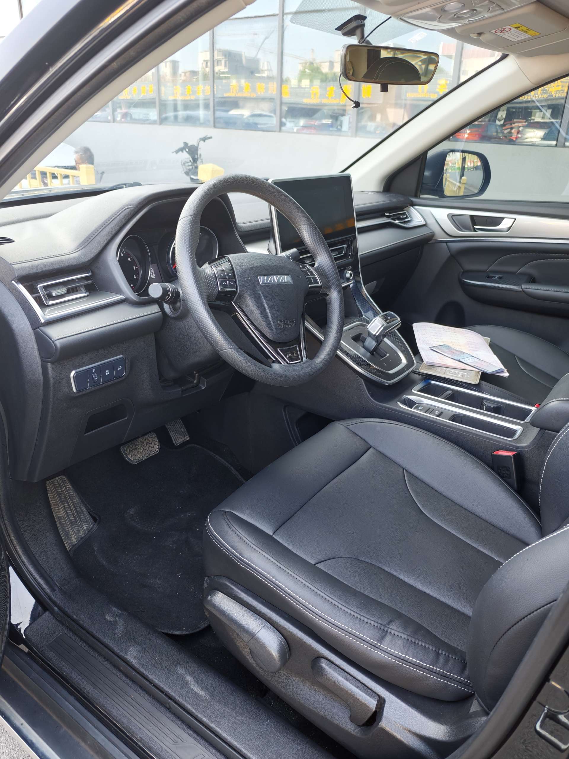 Haval 2021 M6 PLUS 1.5T Luxury Smart Connectivity Model photo 3