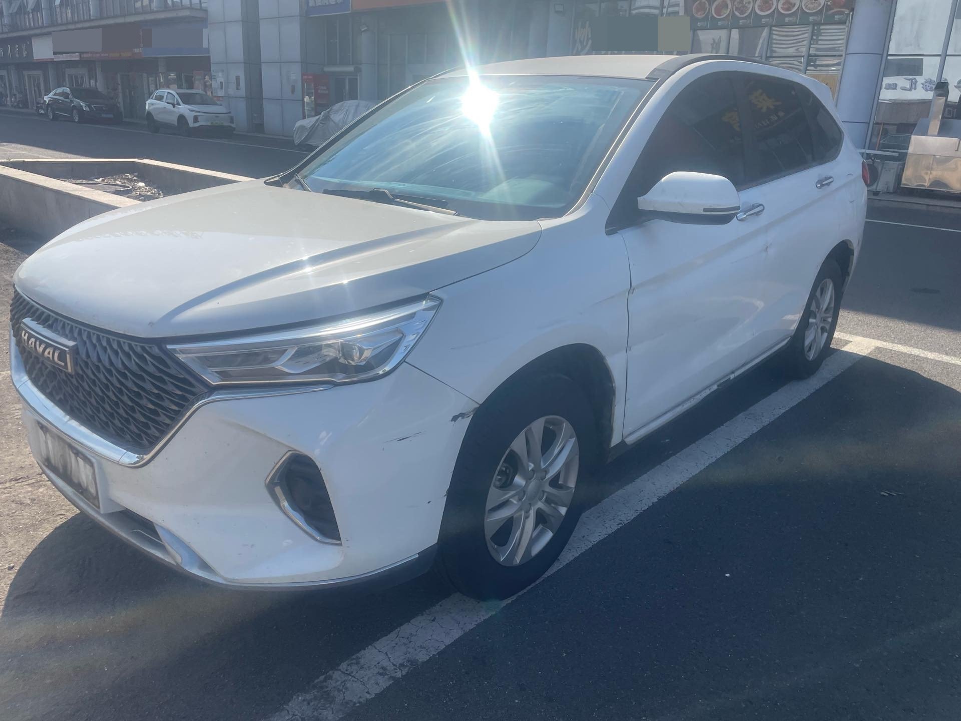 Haval 2021 M6 PLUS 1.5T Luxury Smart Connectivity Model photo 2
