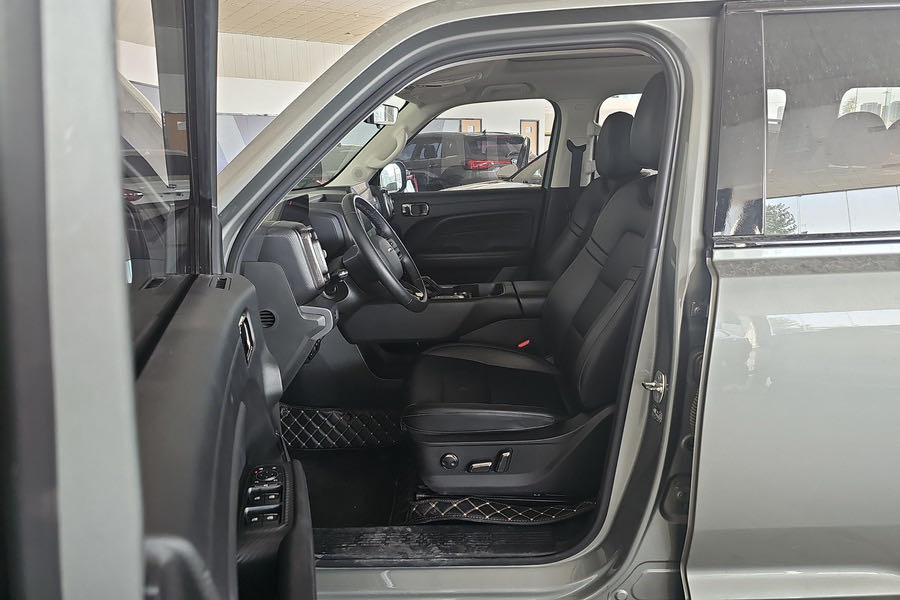 Haval Raptor 2023 Coolray Hi4 1.5T 102 Exploration Edition photo 4