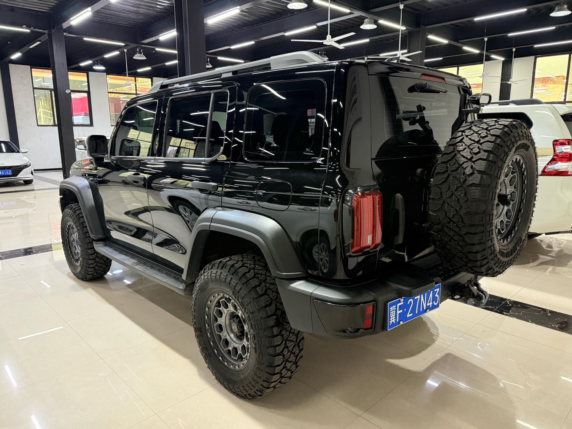 صورة TANK Tank 300 2.0T Off-Road Edition Conqueror رقم 4