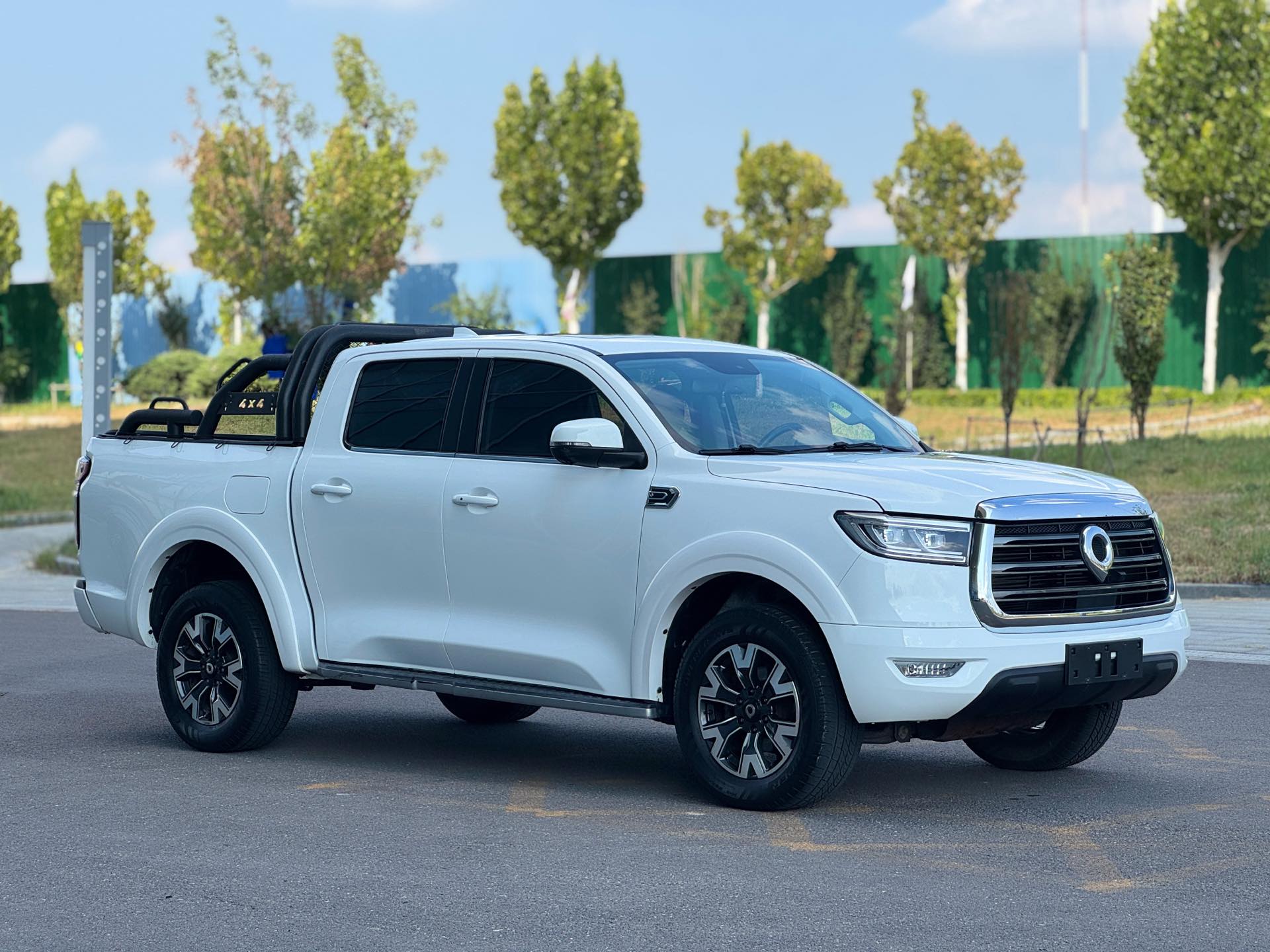 Great Wall POER Cannon 2.0T Passenger Global Version Diesel 2WD Comfort Standard-Box Version photo 3
