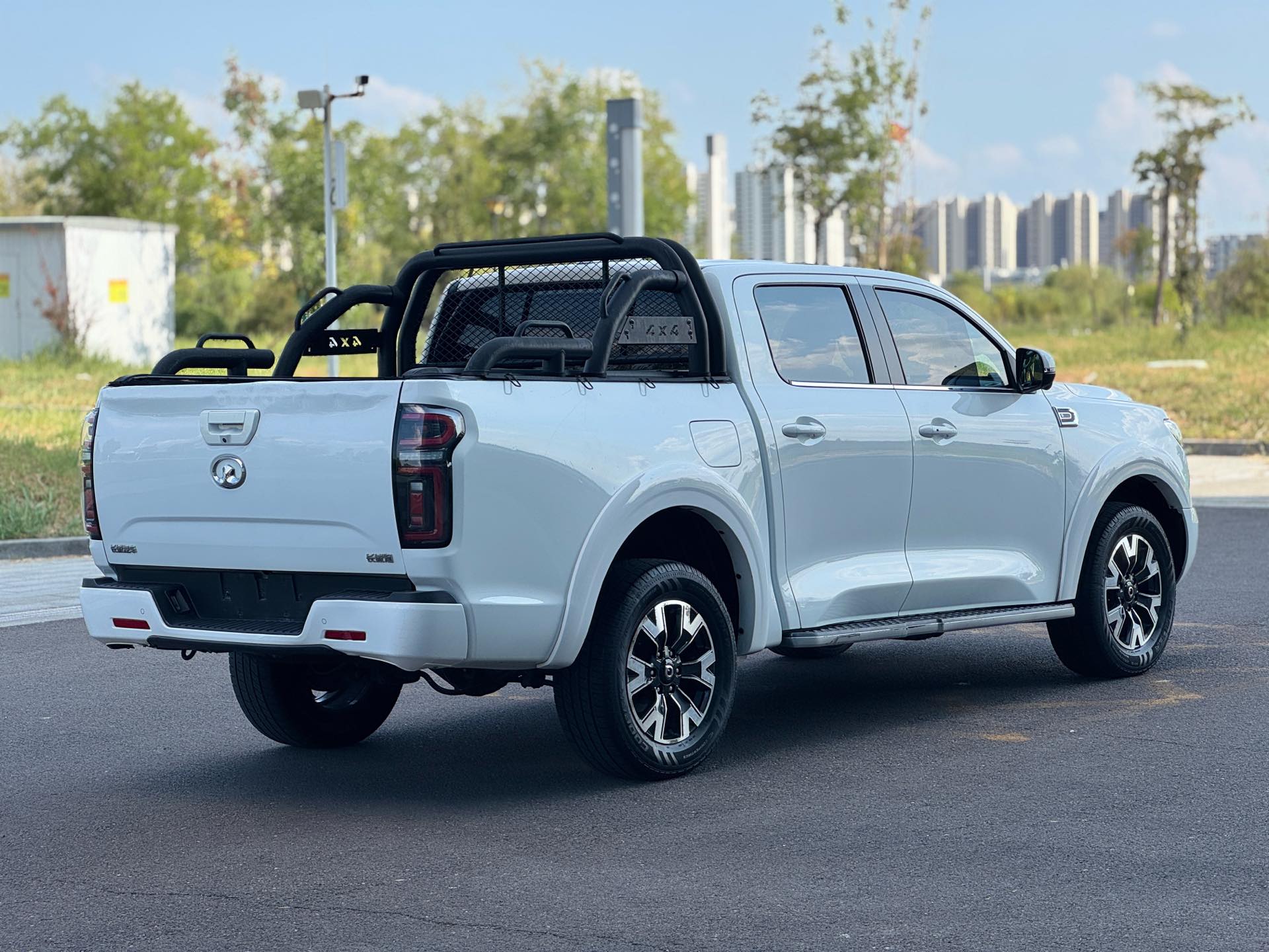 Great Wall POER Cannon 2.0T Passenger Global Version Diesel 2WD Comfort Standard-Box Version photo 5