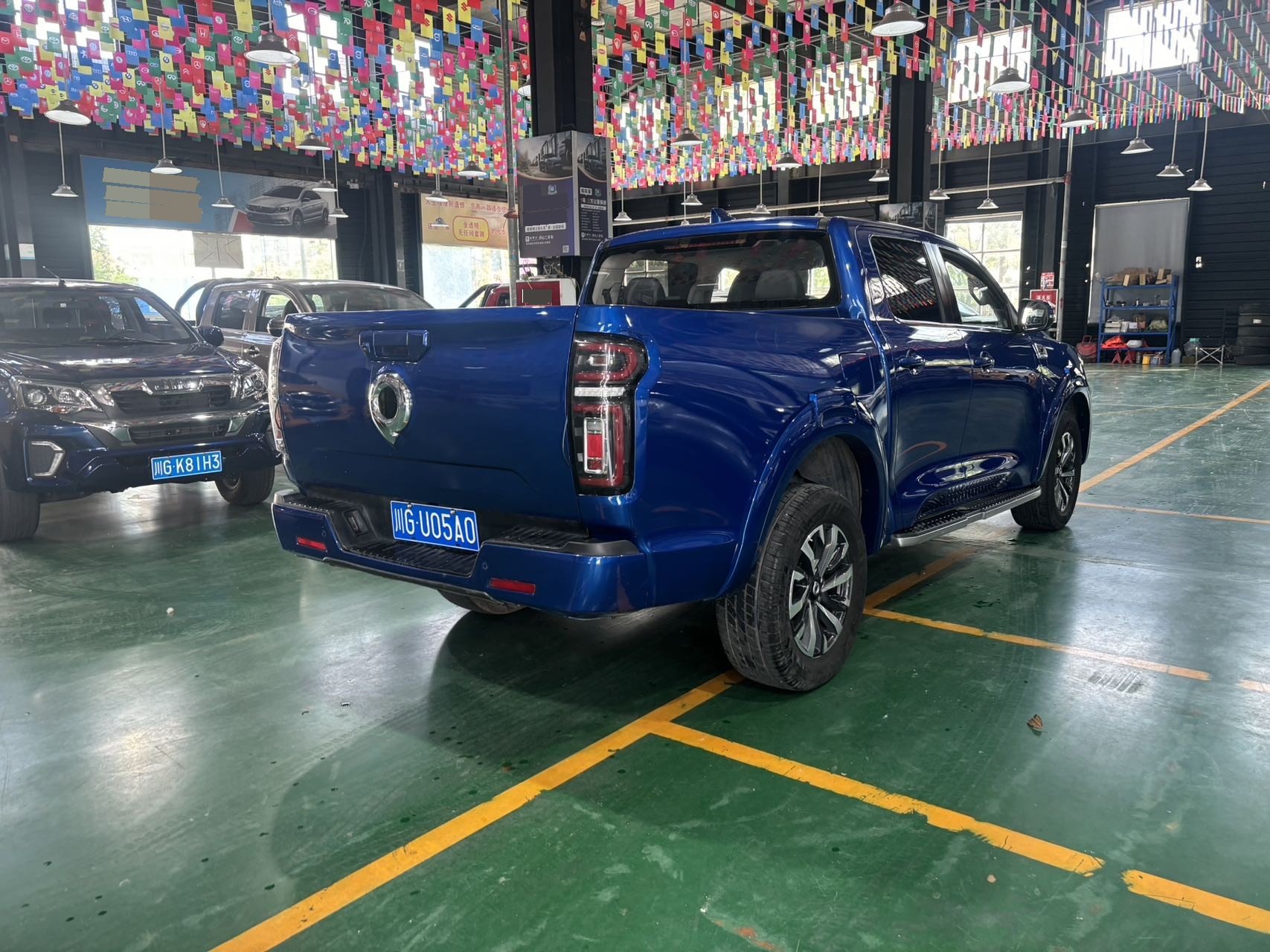 Foto Great Wall POER 2023 Cannon 2.0T Passenger Version Diesel 4WD Comfort 4