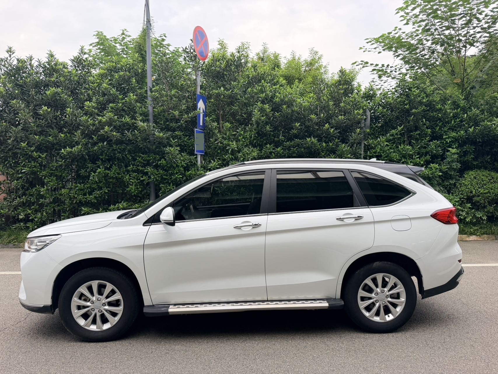 Фото Haval 2021 M6 PLUS 1.5T Luxury Smart Connectivity Model — 3