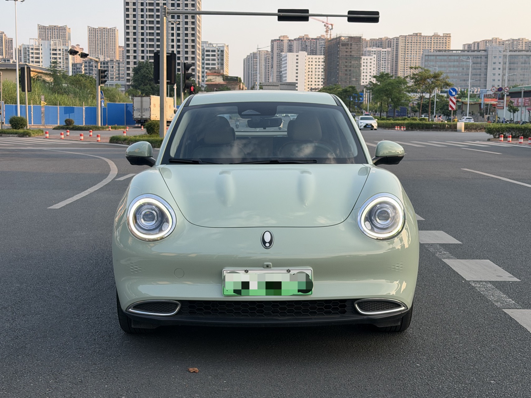 ORA 2022 Ora Good Cat 400km Standard Range Luxury Model with Lithium Iron Phosphate Battery photo 2