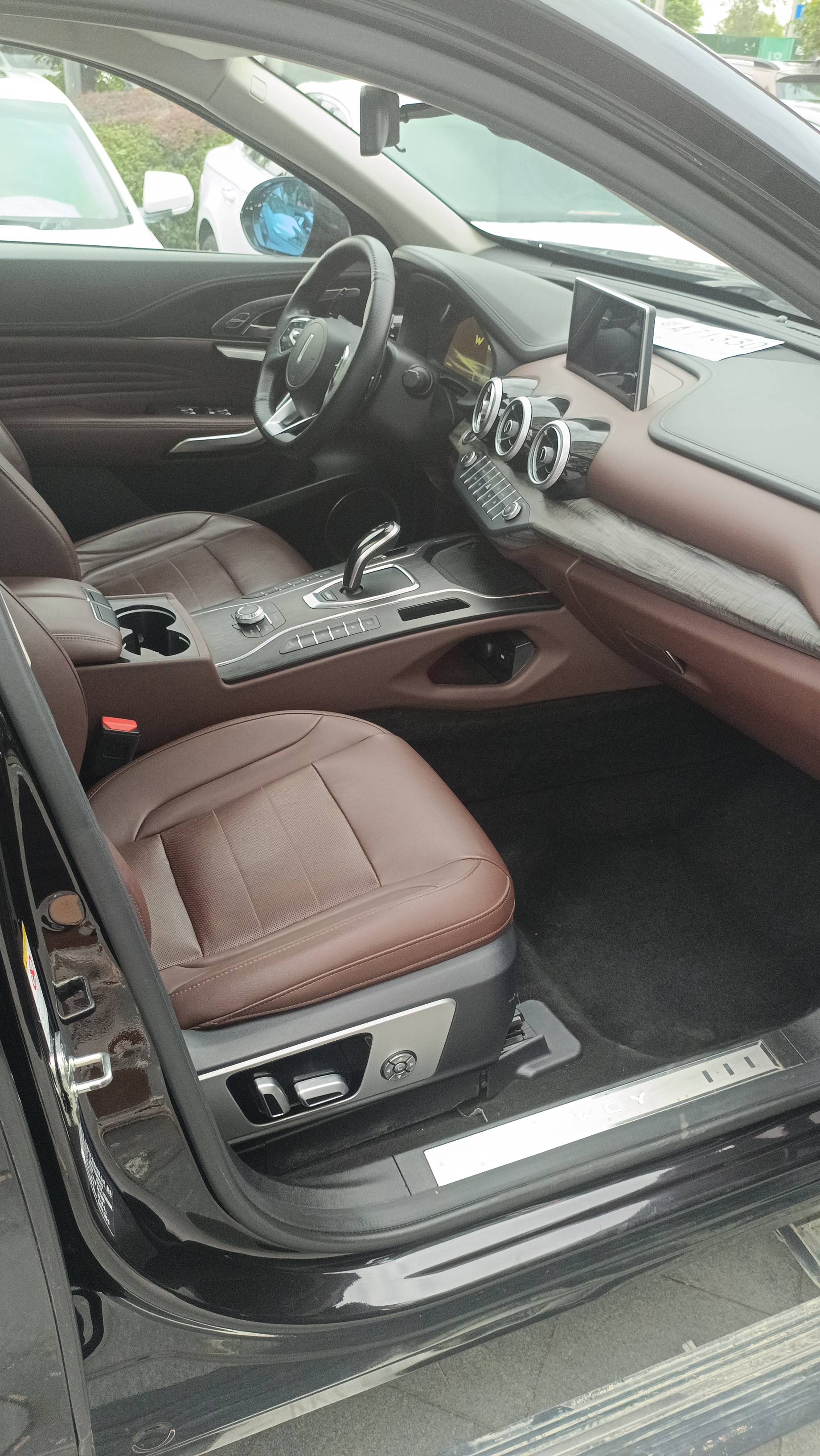 WEY 2019 VV7 2.0T Flagship Upgraded Model photo 3