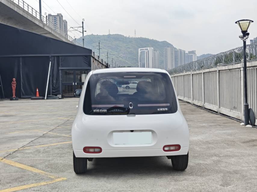 ORA R2 (White Cat) Upgraded 305km Luxury Model foto 4