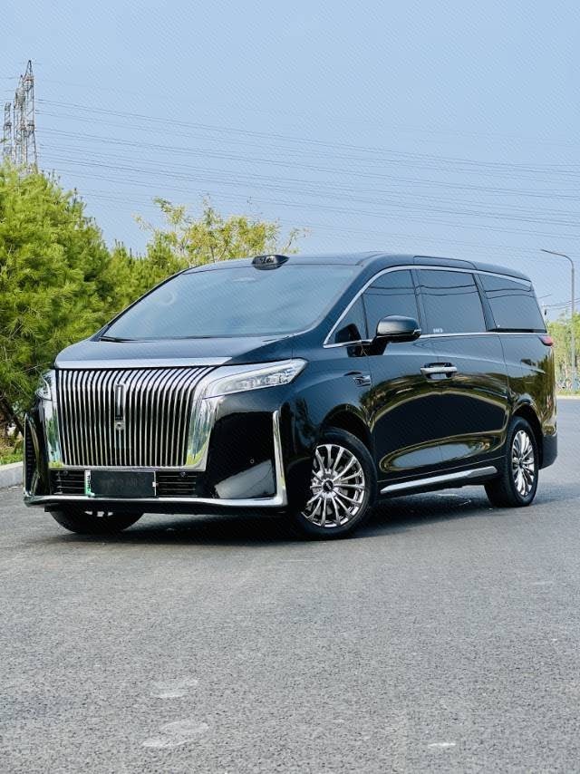 WEY 2025 Gaoshan 8 Hi4 1.5T Four-Wheel Drive Version