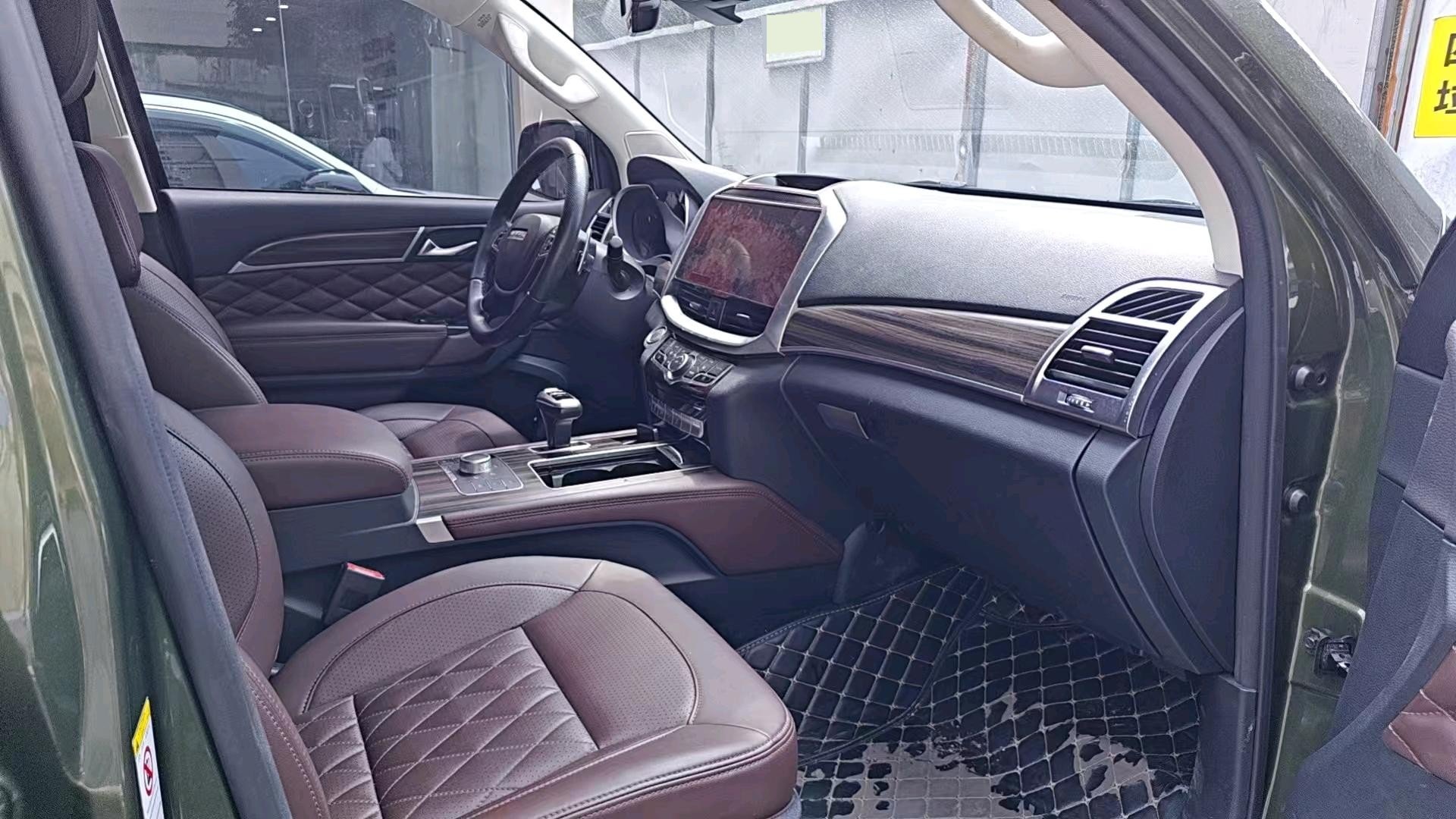 Foto del Haval 2022 H9 2.0T All-Wheel Drive Versatile 5-Seater 4