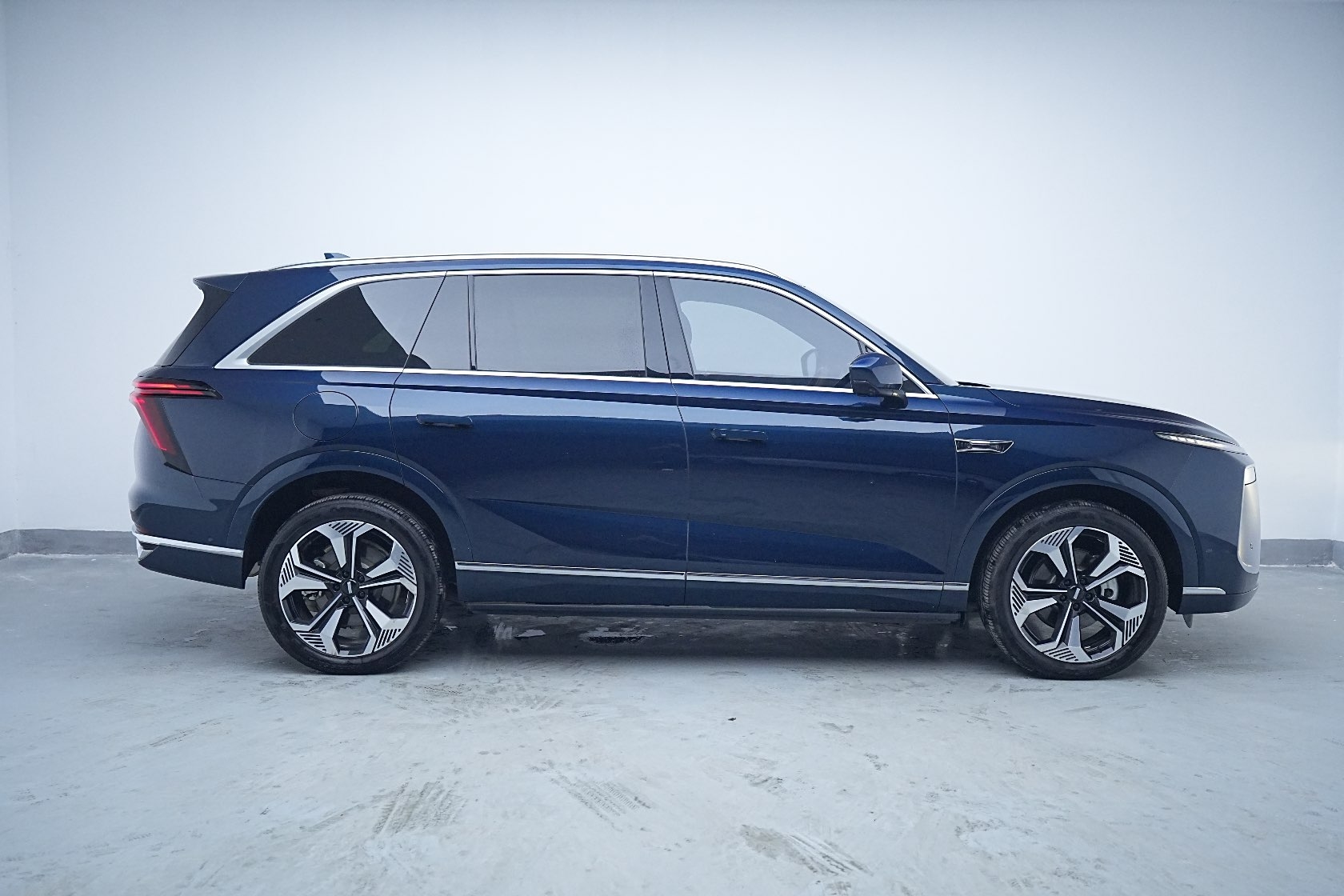 WEY Blue Mountain DHT 2023 Lanshan DHT Four-Wheel Drive Long-Range Version photo 4