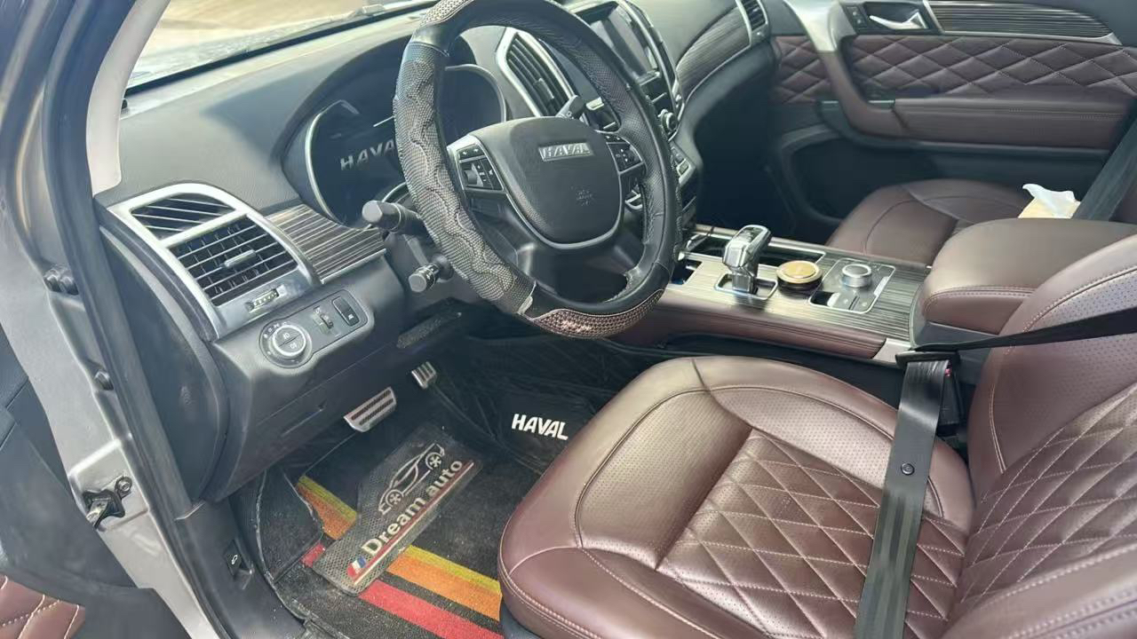 Photo du Haval H9 2.0T 4x4 Luxury 7-seater 5
