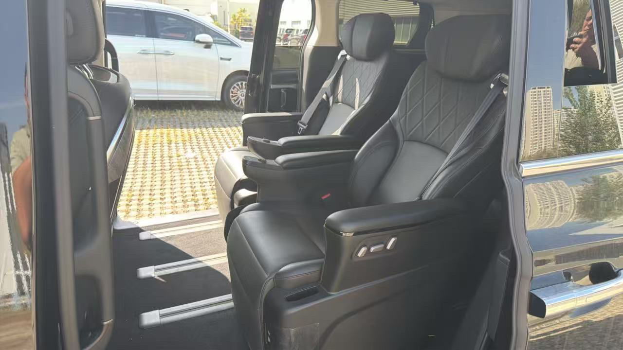 صورة WEY 2025 Gaoshan 8 Hi4 1.5T Four-Wheel Drive Version رقم 3