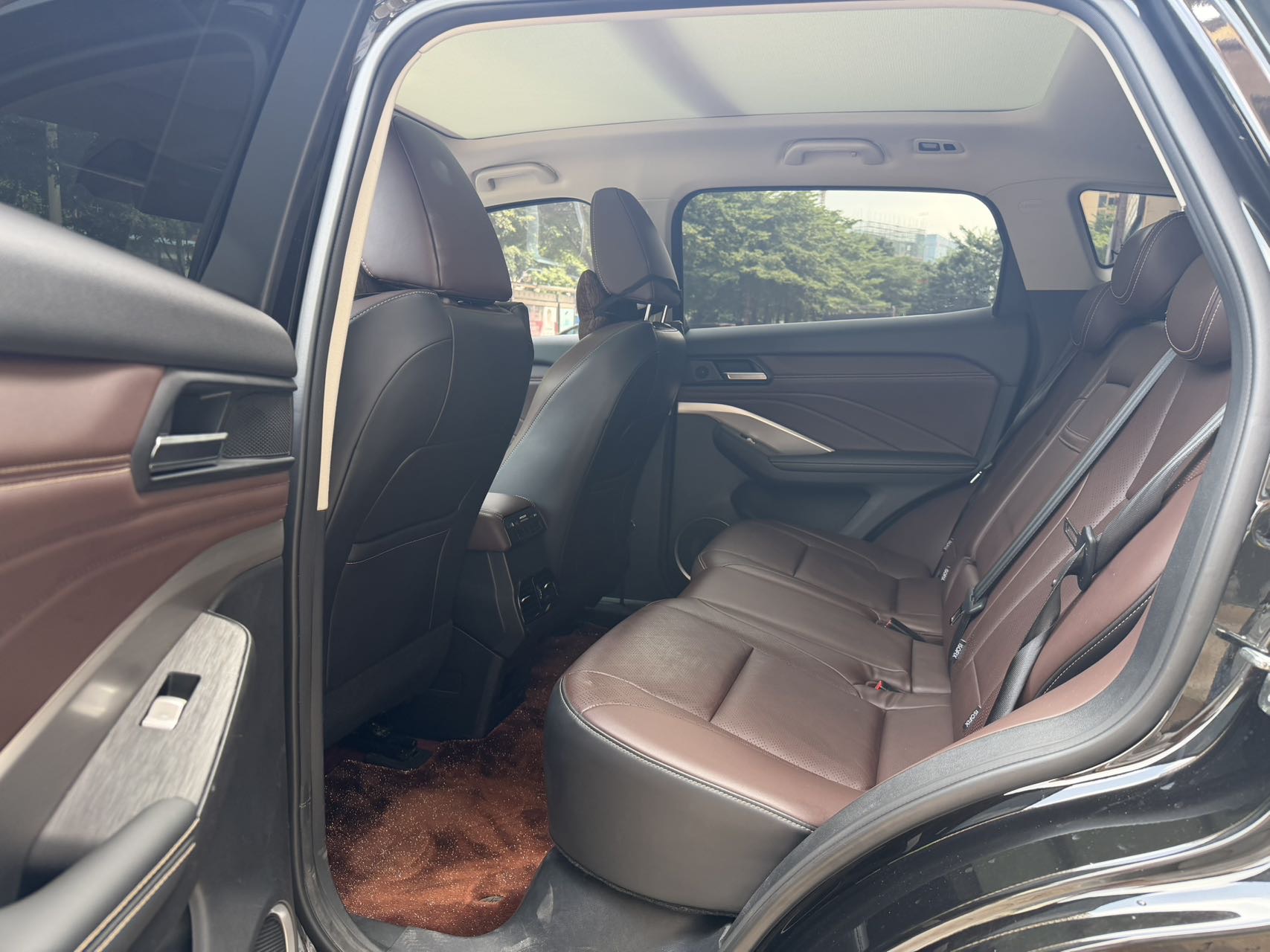 Фото WEY 2020 VV6 2.0T Two-Wheel-Drive Zhixiang+ — 5