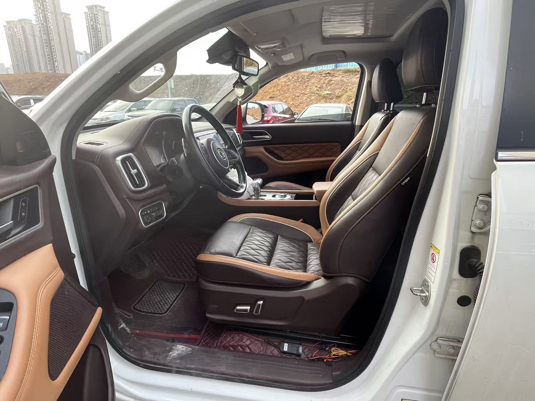 Great Wall POER 2021 Cannon 2.0T Passenger Global Version Diesel 4WD Prestige Standard-Box Version photo 2