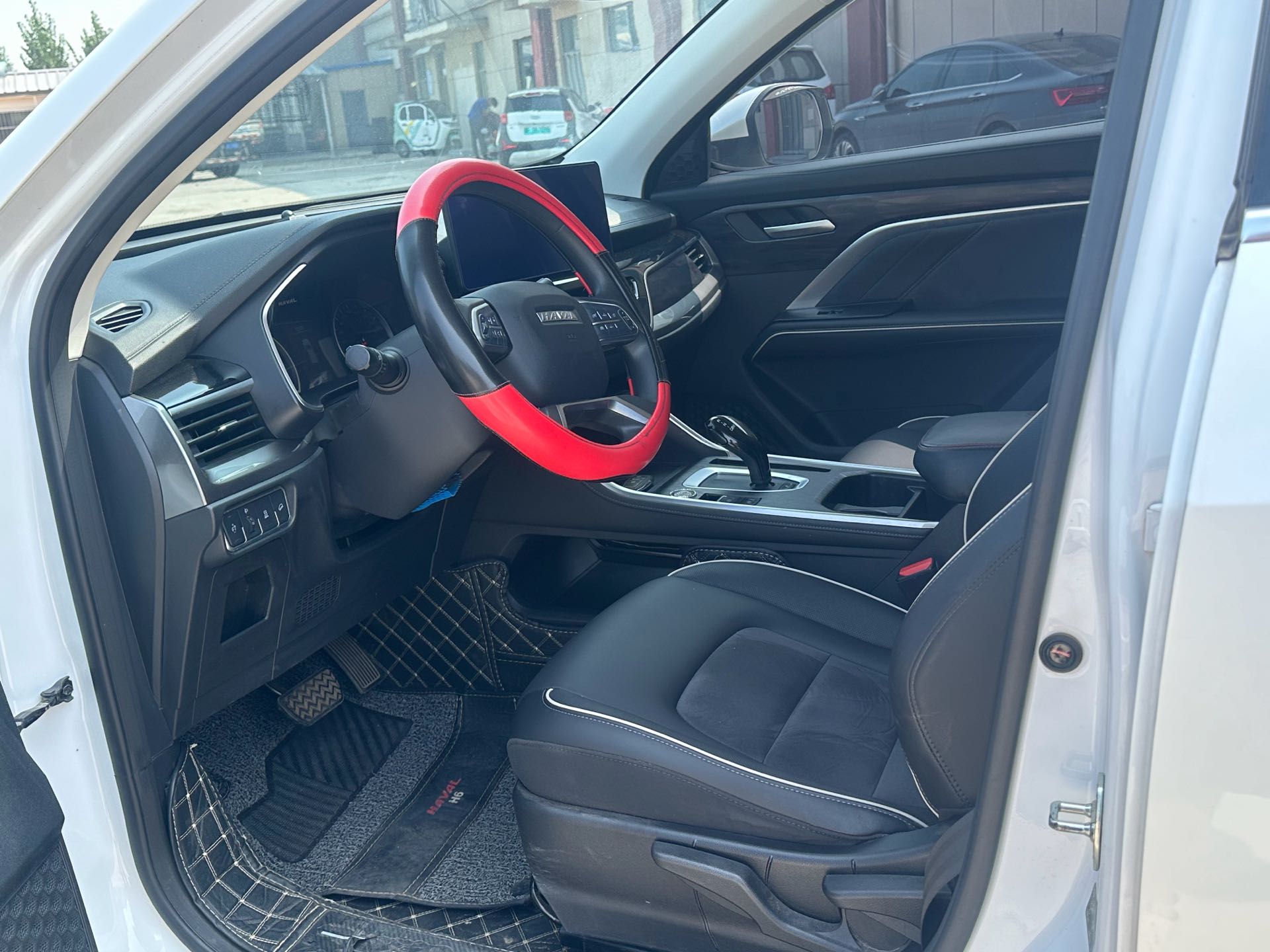 Фото Haval H6 1.5T National Trend Edition Urban Edition — 3