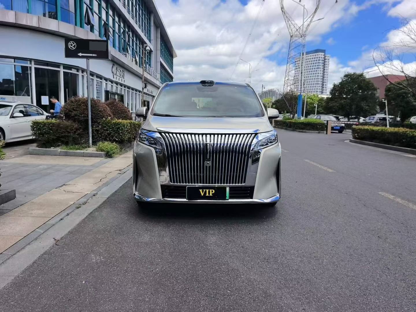 WEY 2025 Gaoshan 8 Hi4 1.5T Four-Wheel Drive Version photo 2