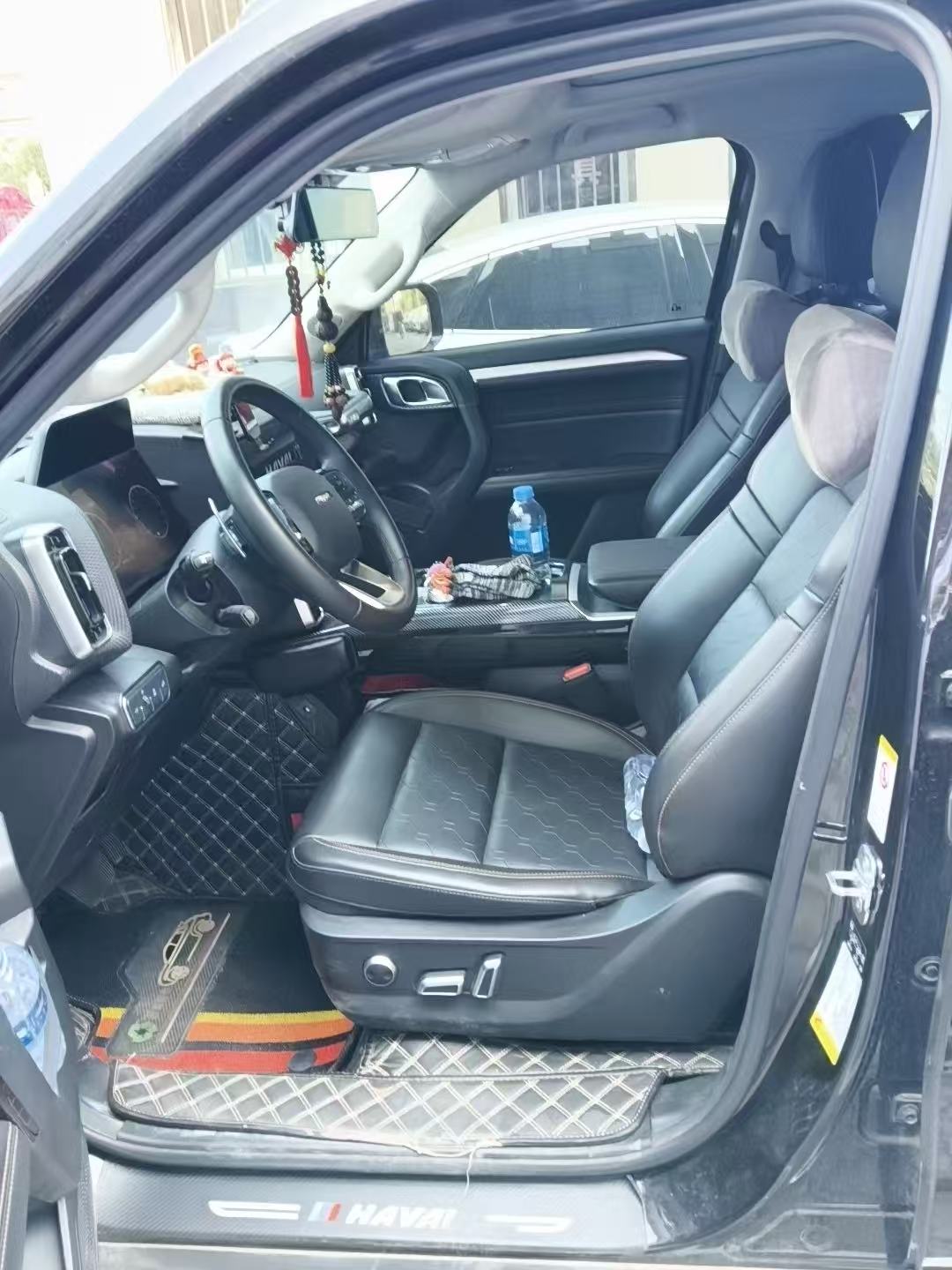 Foto del Haval Dargo 2022 Big Dog 2.0T 4WD Chinese Village Dog Hunting Edition 4