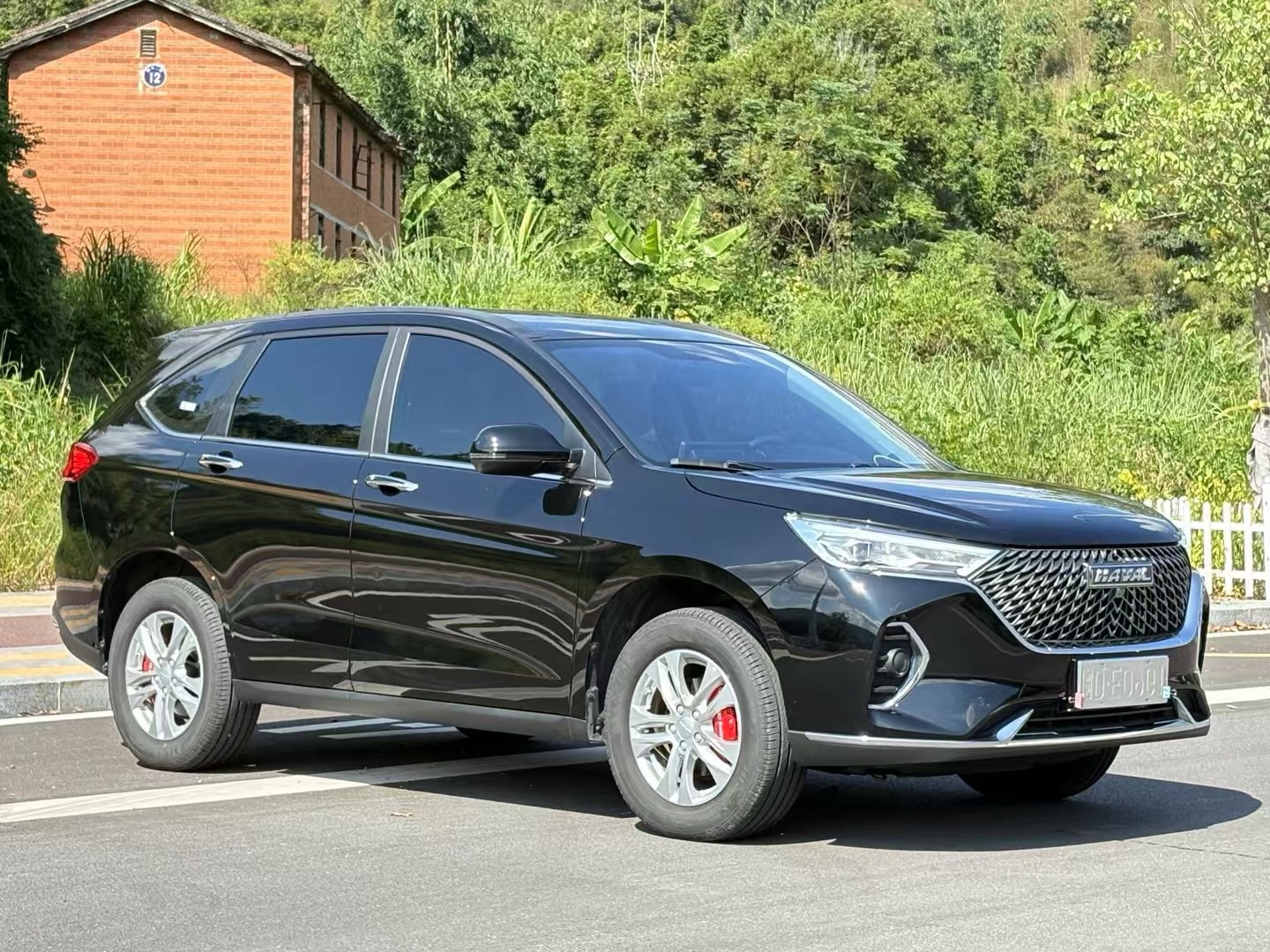 Foto Haval 2023 M6 PLUS 1.5T Elite Smart Connectivity Version 2
