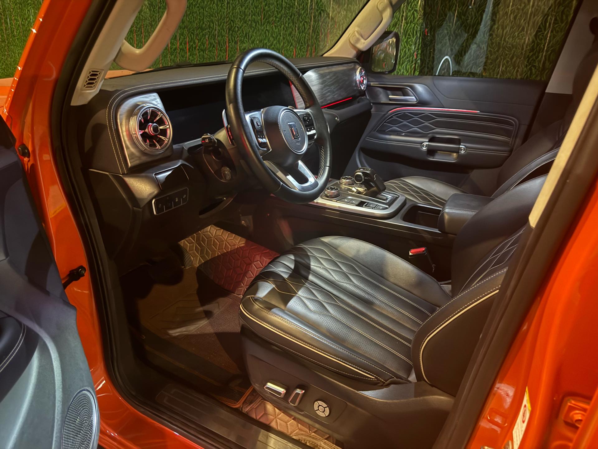 TANK 2021 Tank 300 2.0T Off-Road Edition Challenger photo 4