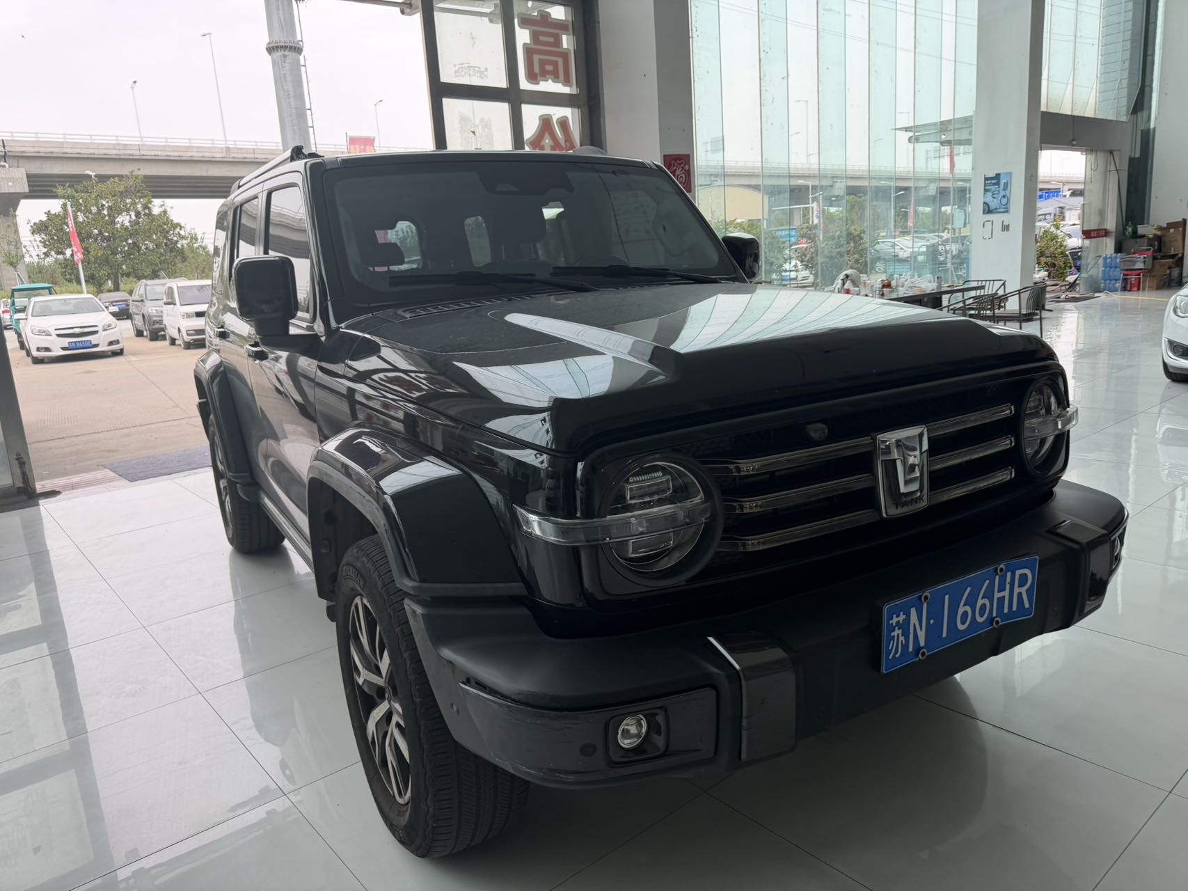 TANK Tank 300 2.0T Urban Edition—So Stylish photo 3