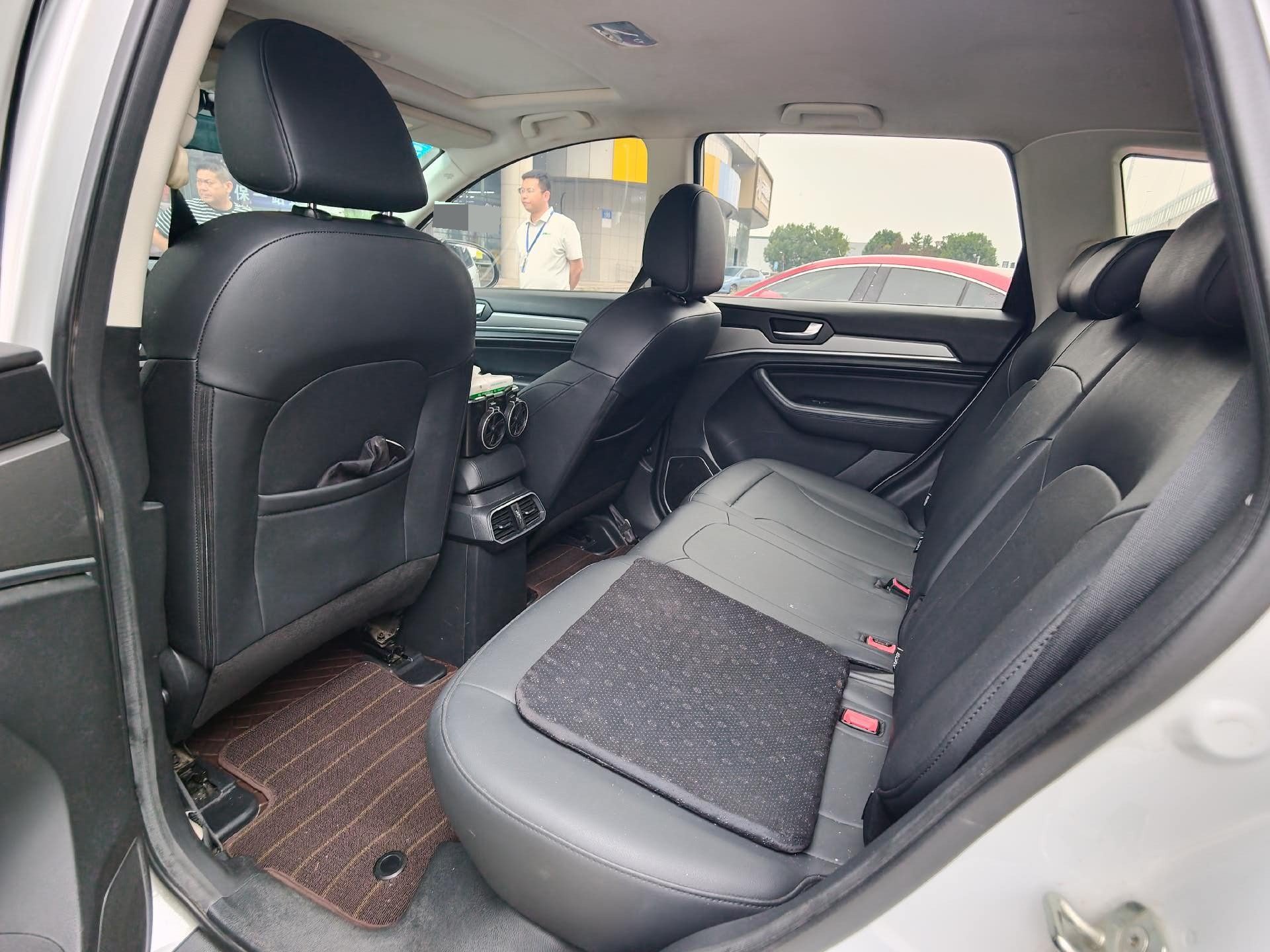 Photo du Haval 2019 H6 Sport Version 1.5T Sport Version 2WD Elite Model 3