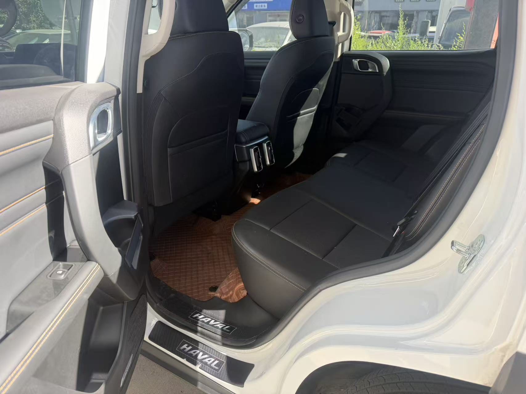 Haval Dargo 2024 Big Dog 2.0T Chinese Village Dog Edition photo 4