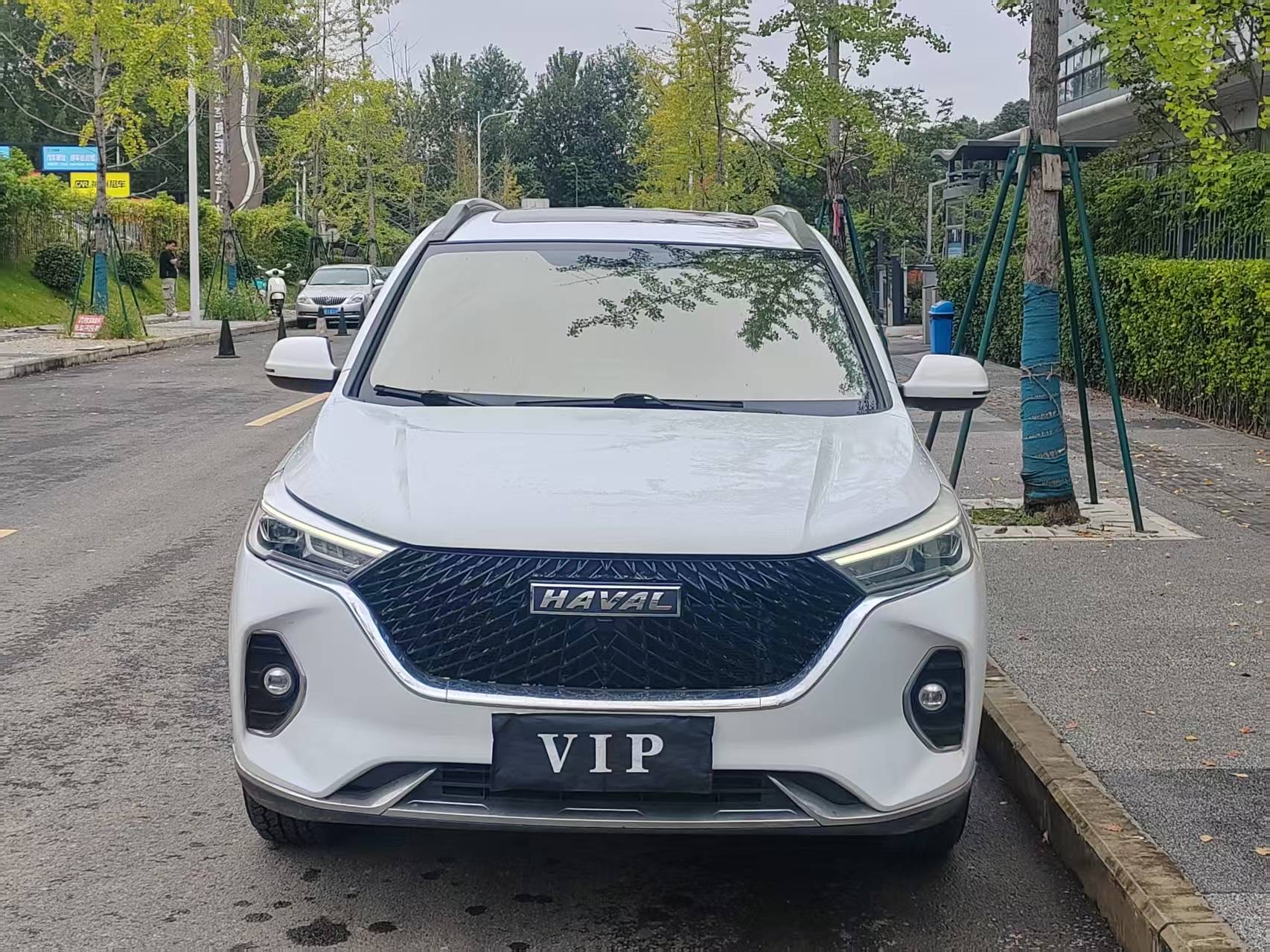 Haval 2021 M6 PLUS 1.5T Luxury Smart Connectivity Model photo 2