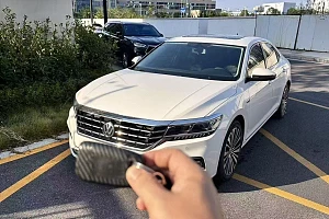 https://img.jytche.com/user/4723037/car/image/6ad0332113823/1792029472626037_09913160_app_X_424.32K-424.32K_parse_parse_parse_parse.jpg?x-oss-process=style/thumbnail