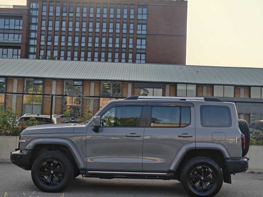 صورة TANK 2023 Tank 300 2.0T Urban Edition: A Must-Have رقم 2