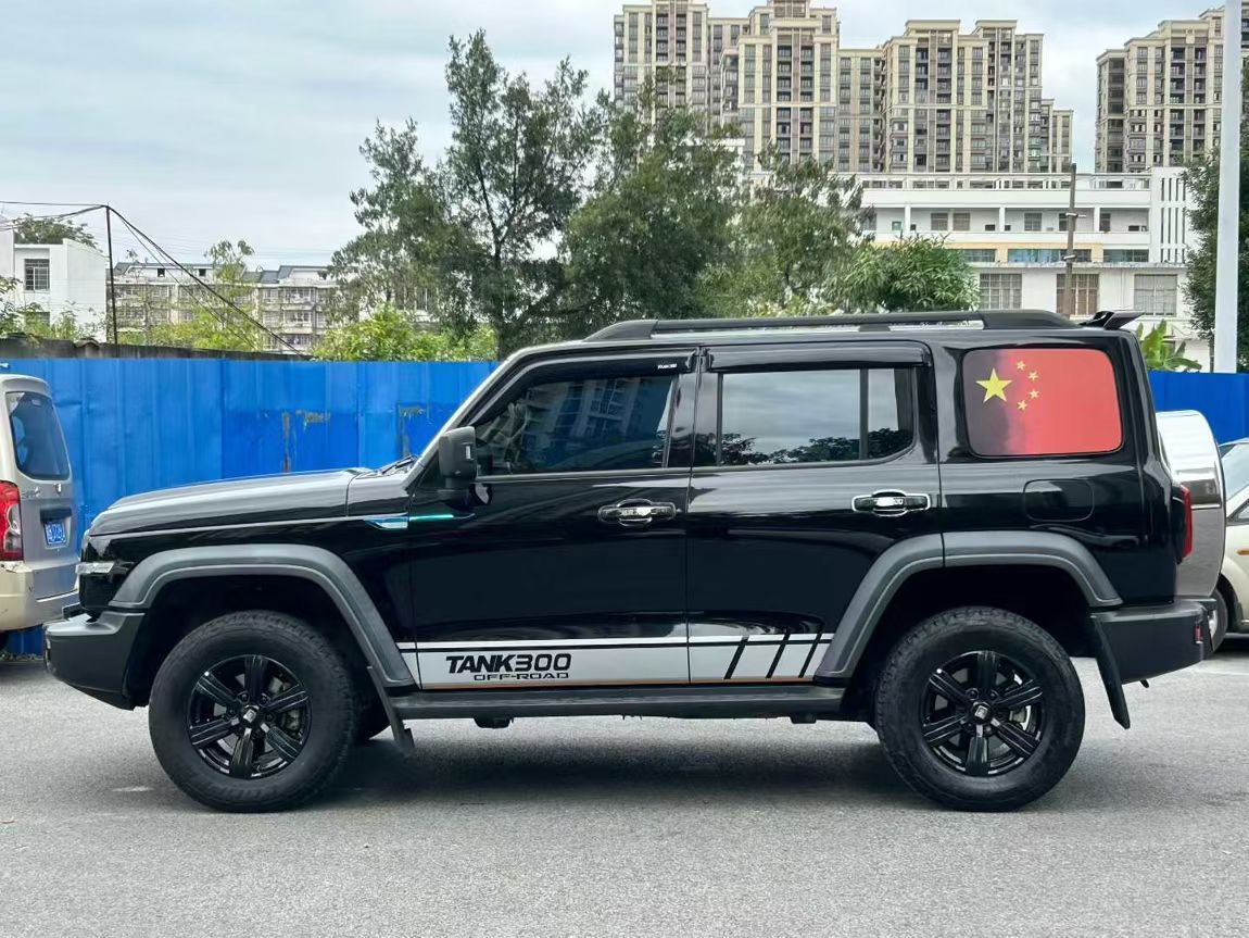 Photo du TANK Tank 300 2.0T Off-Road Edition Challenger 3