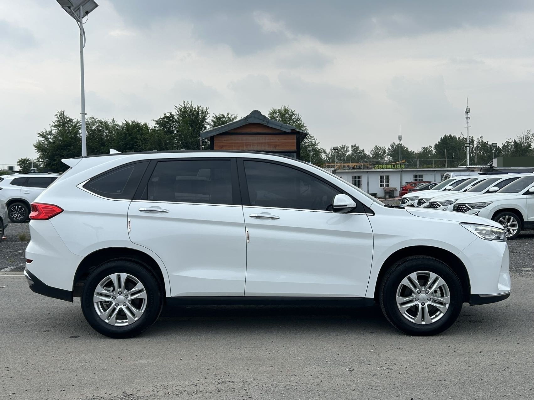 Фото Haval 2023 M6 PLUS 1.5T Elite Smart Connectivity Version — 5