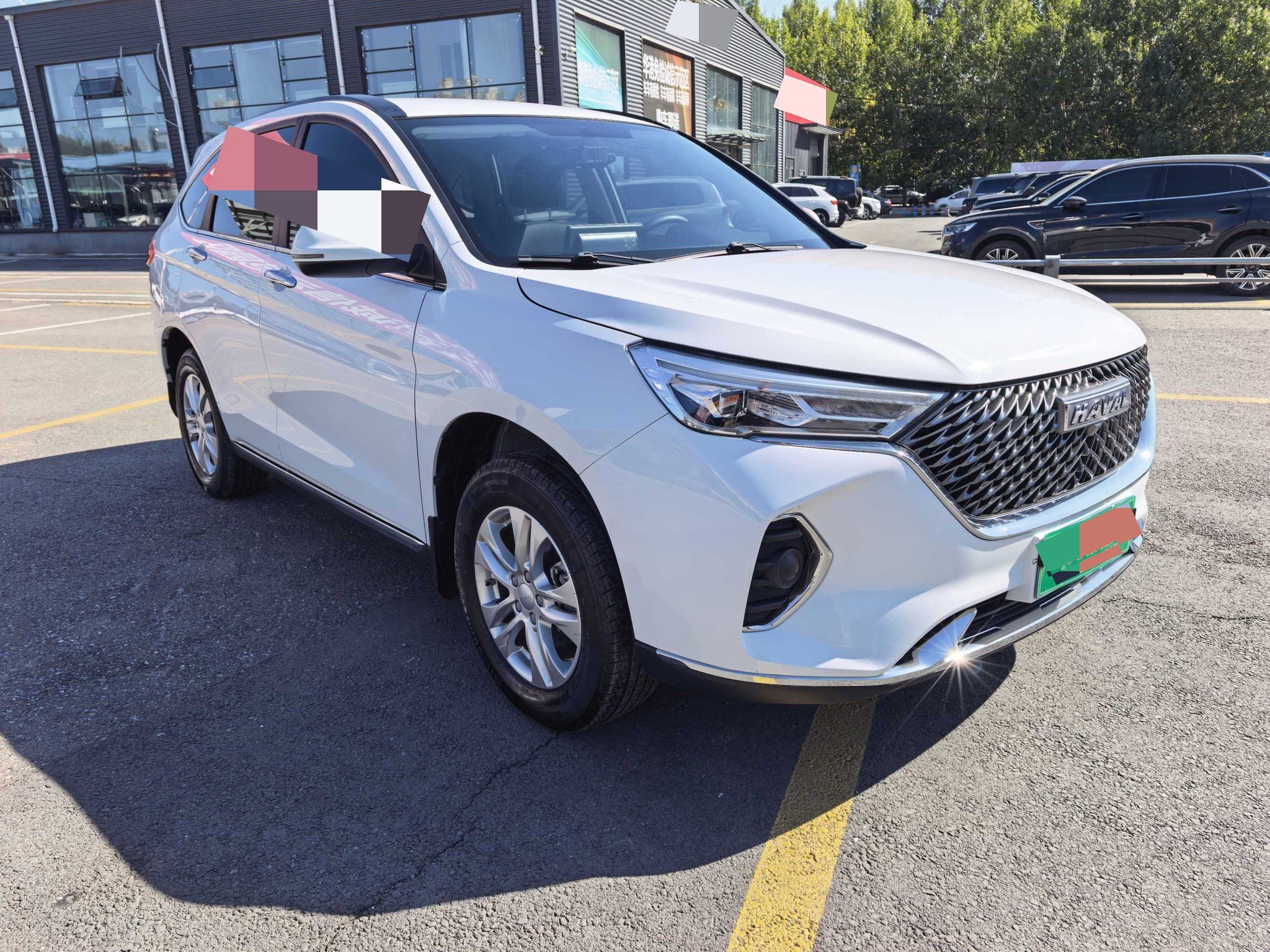Haval M6 PLUS 1.5T Elite Smart Connectivity Model photo 2