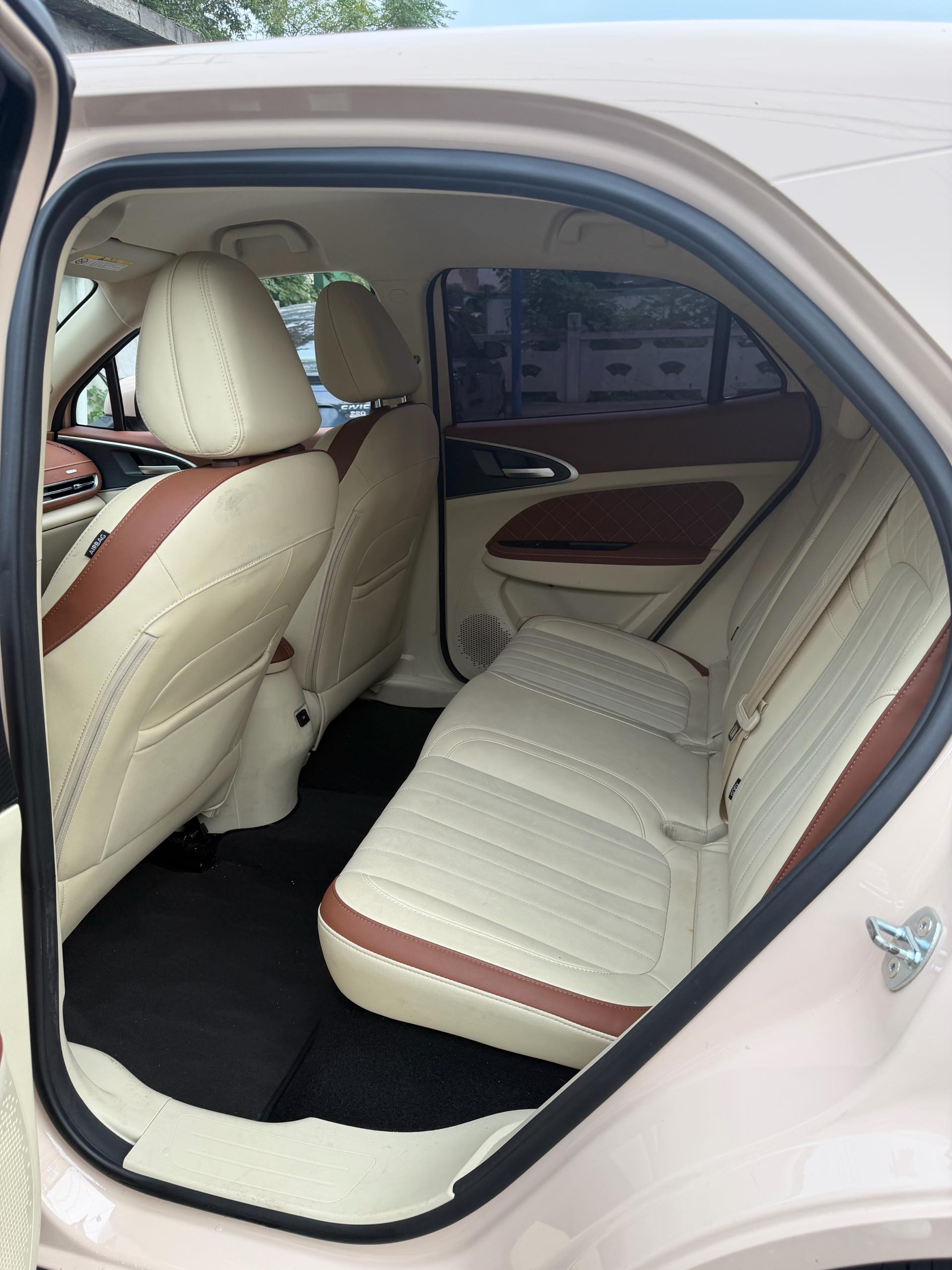 ORA 2023 Good Cat 401 km Standard Range Luxury Model – Ternary Lithium photo 4