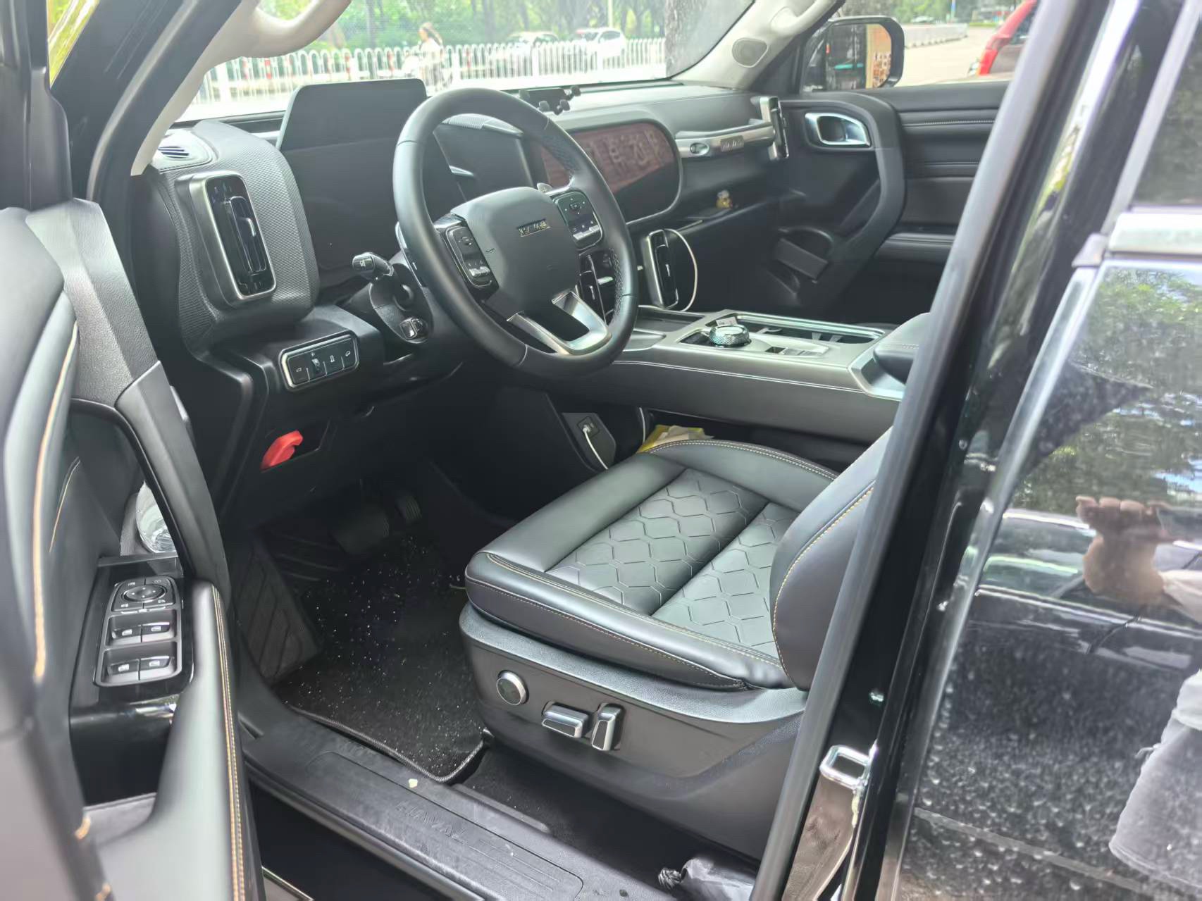 Haval Dargo 2024 Big Dog 2.0T Chinese Village Dog Edition foto 4