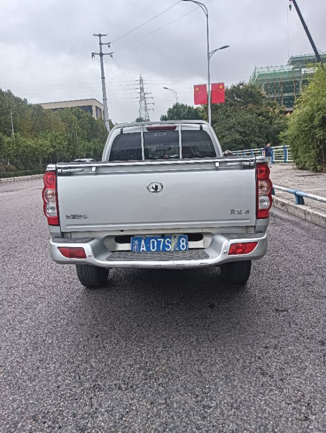 Foto del Great Wall Wingle 5 2021 Fengjun 5 2.0T 2WD Elite Model with Long Cargo Box 5